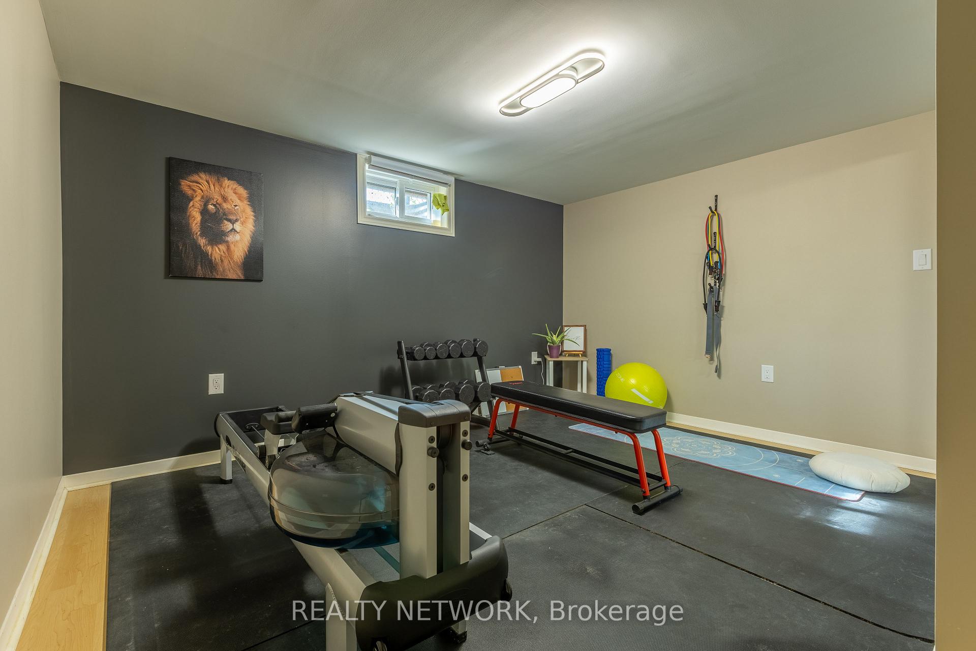 Photo 5 of 6 Cole Farm Boulevard, St. Catharines, Port Dalhousie — HOMEH