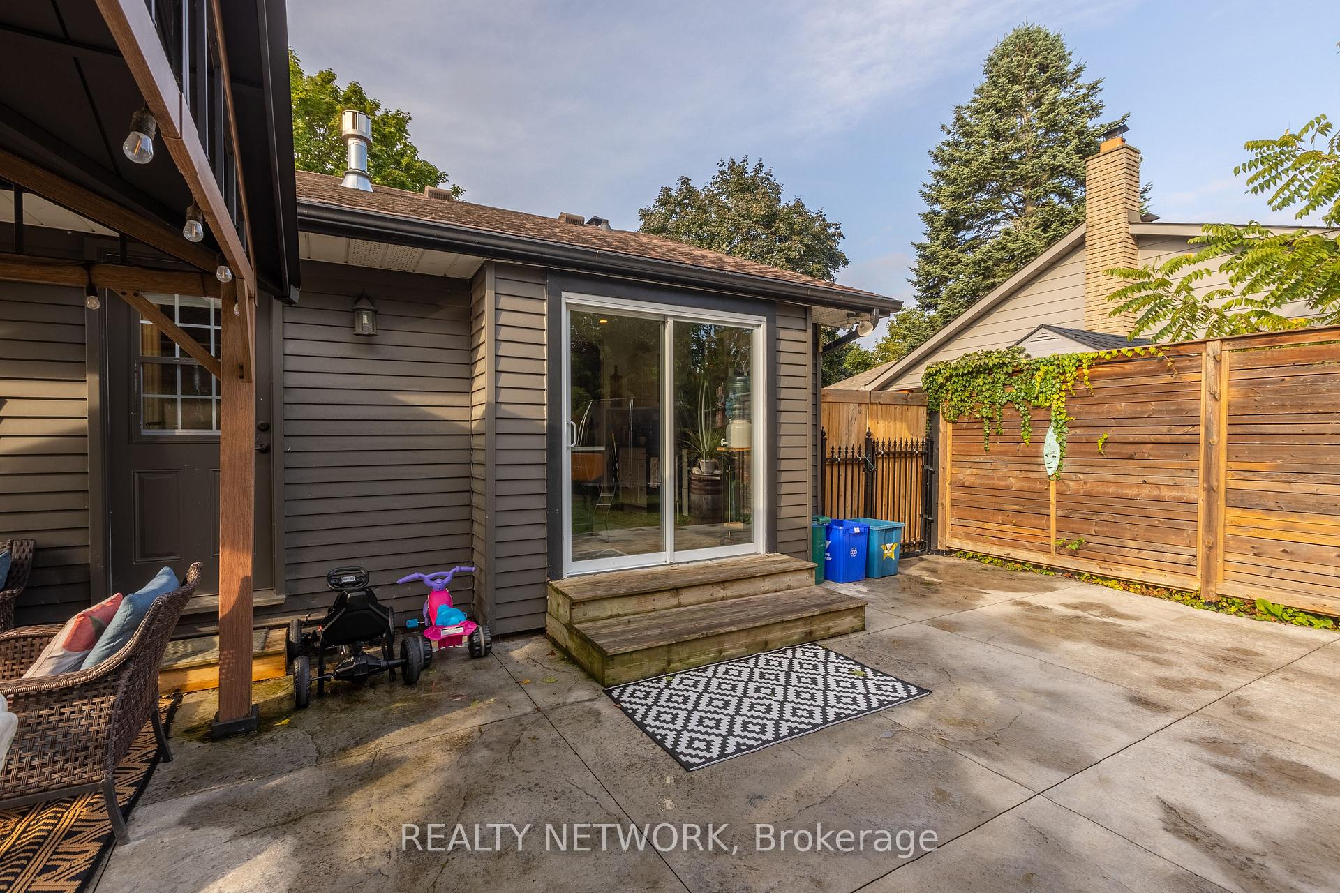Photo 25 of 6 Cole Farm Boulevard, St. Catharines, Port Dalhousie — HOMEH