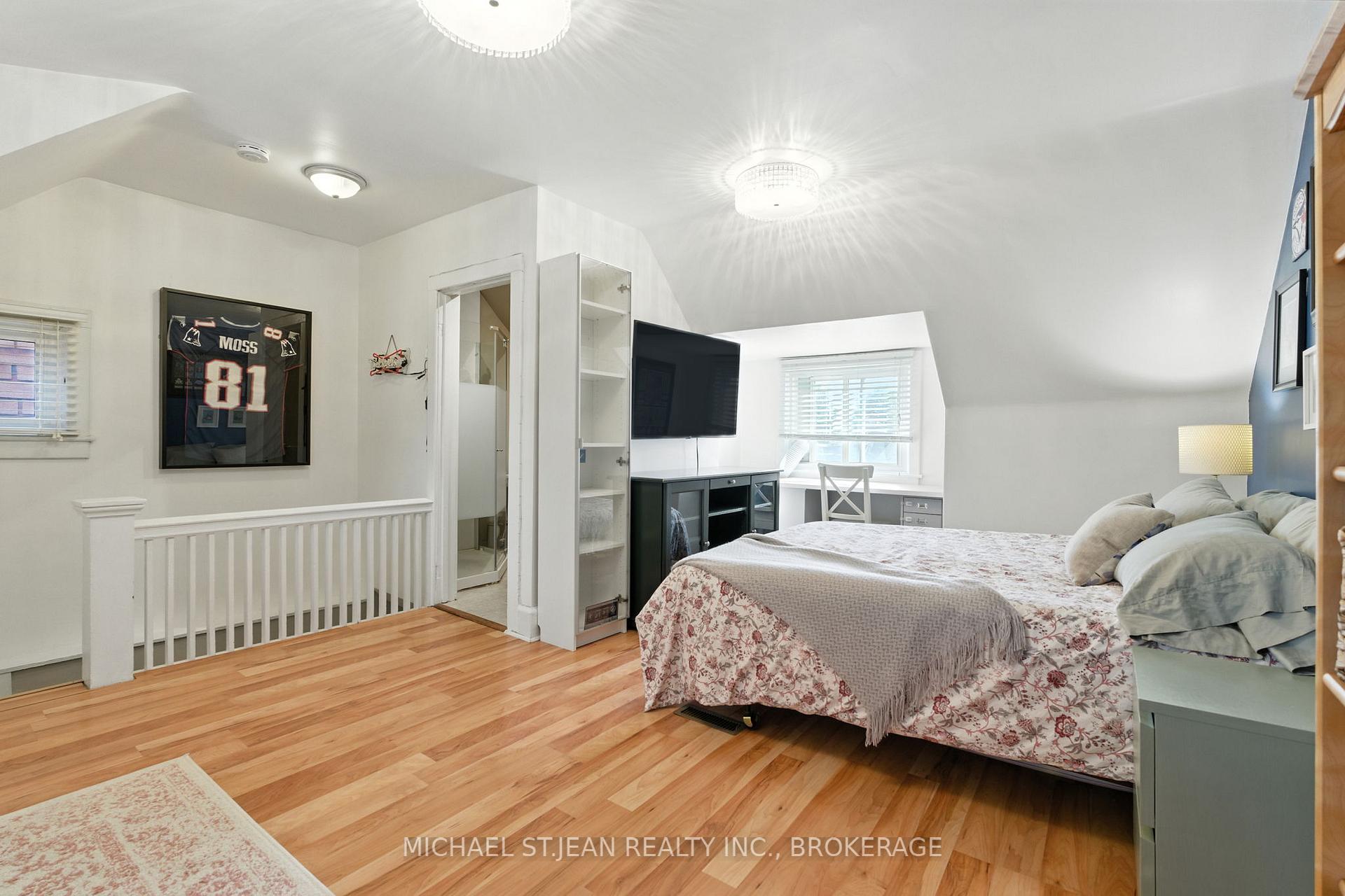 Photo 47 of 119 Rosslyn Avenue N, Hamilton, Crown Point — HOMEH