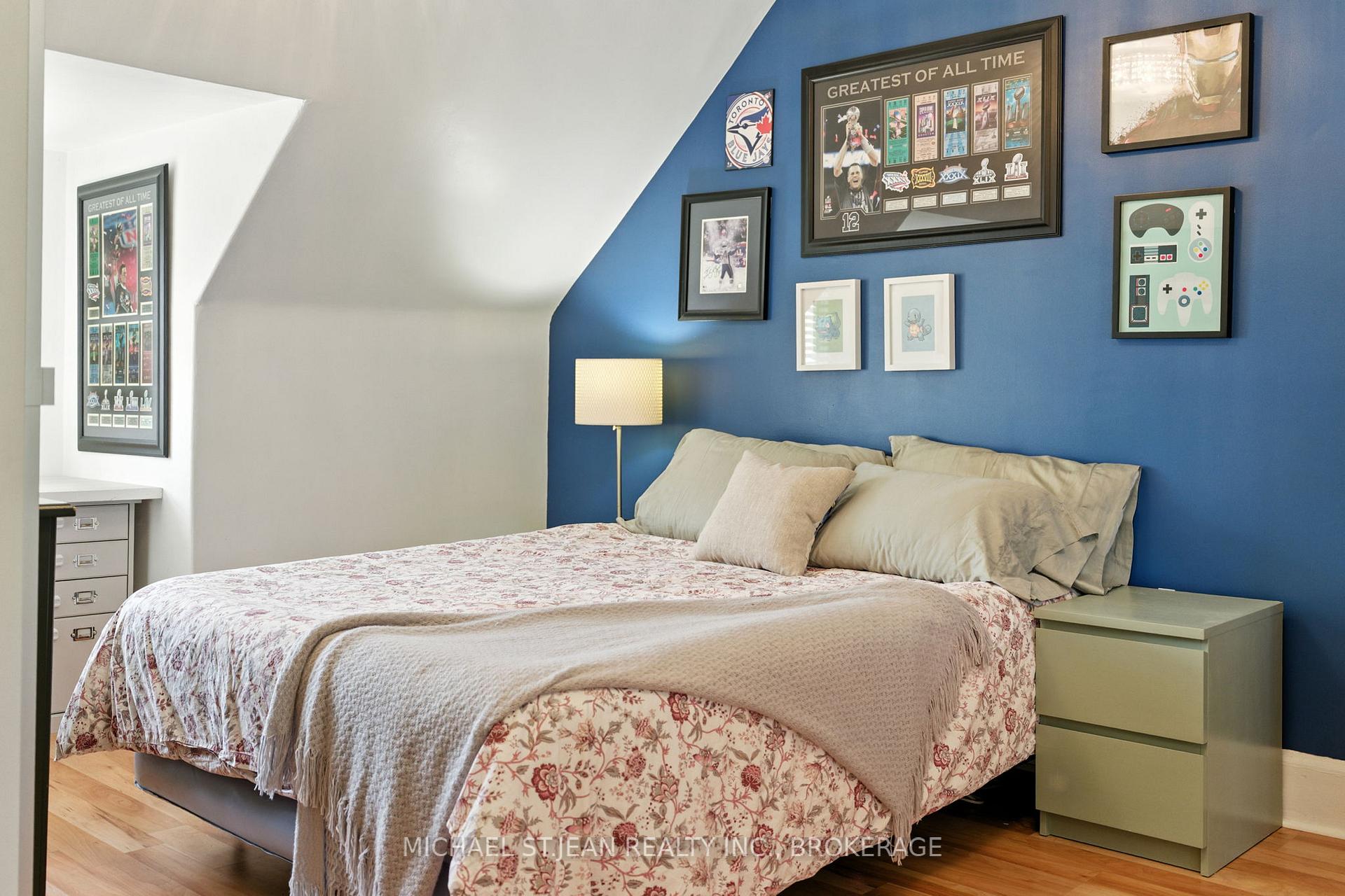 Photo 24 of 119 Rosslyn Avenue N, Hamilton, Crown Point — HOMEH