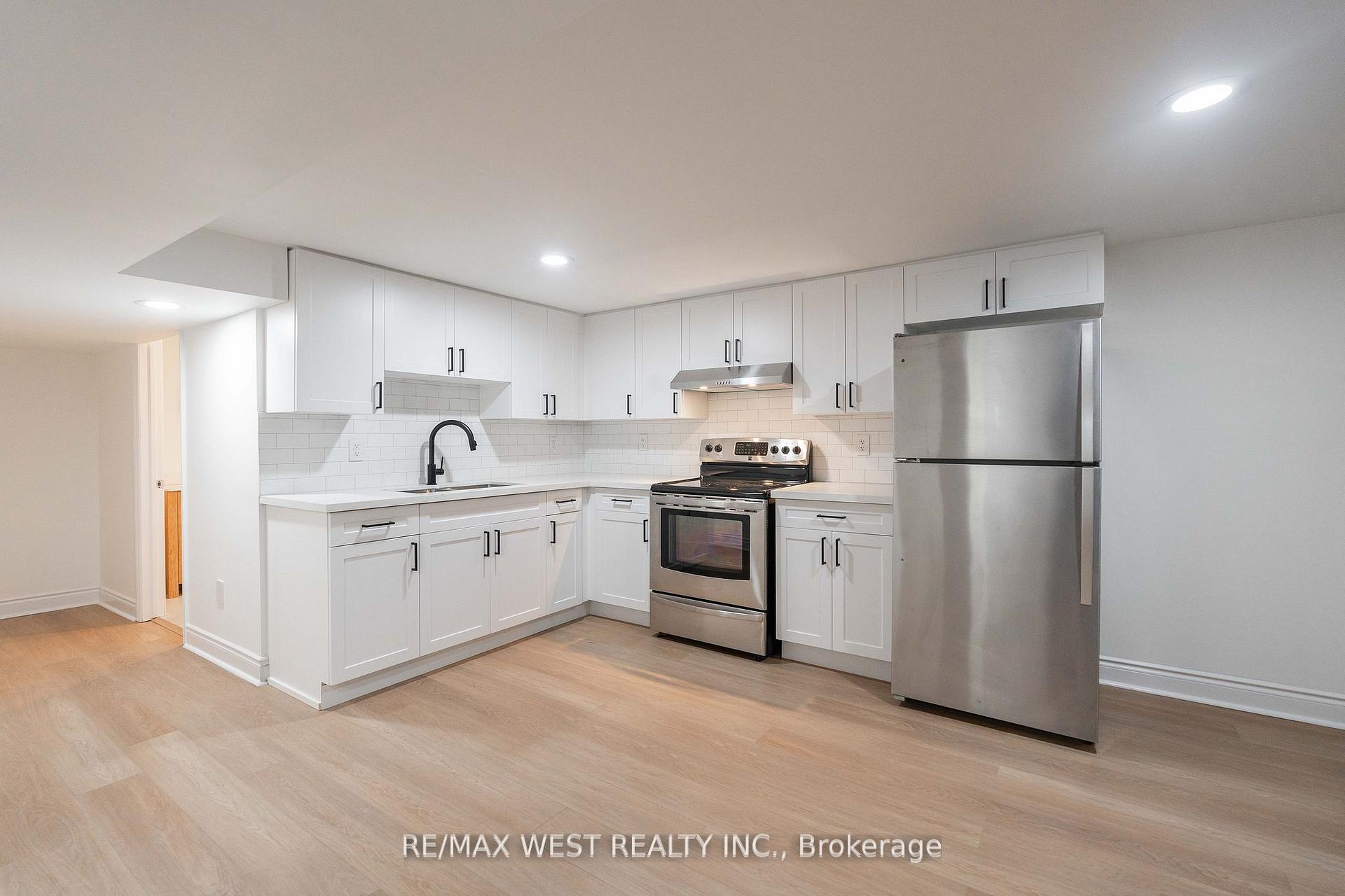 Photo 2 of Unit Basement, 75 Wright Crescent, Caledon, Bolton North — HOMEH