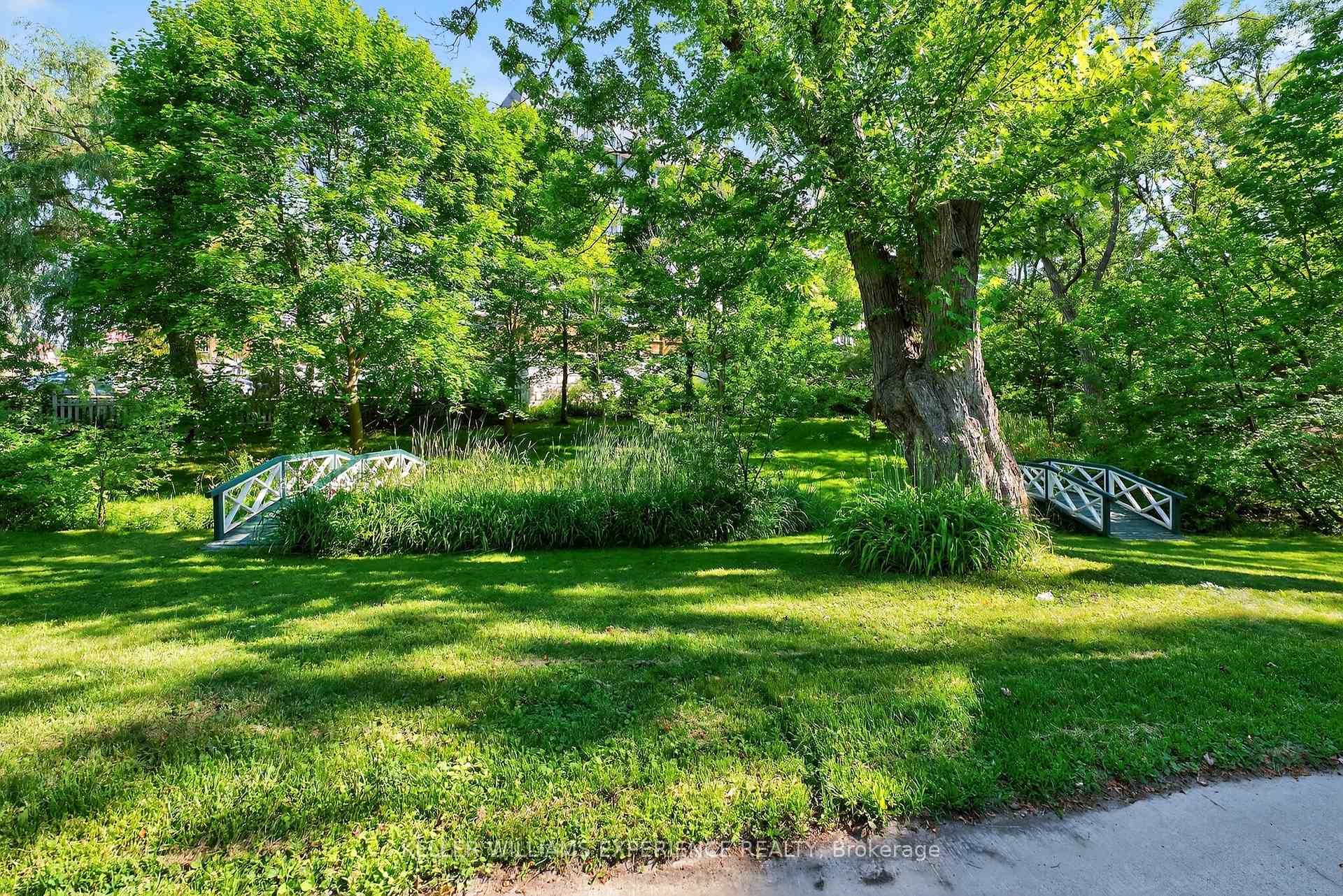 Photo 41 of 3 Boys Street S, Barrie, Queen's Park — HOMEH