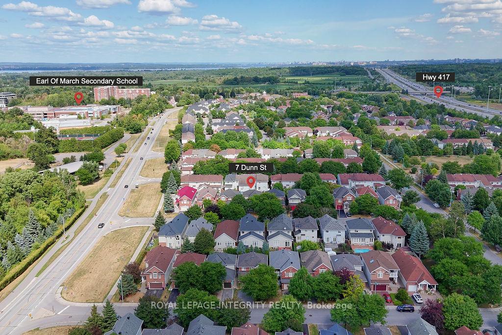 Photo 4 of 7 Dunn Street, Ottawa, Kanata - Beaverbrook — HOMEH