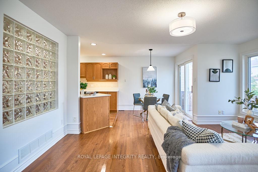 Photo 25 of 7 Dunn Street, Ottawa, Kanata - Beaverbrook — HOMEH