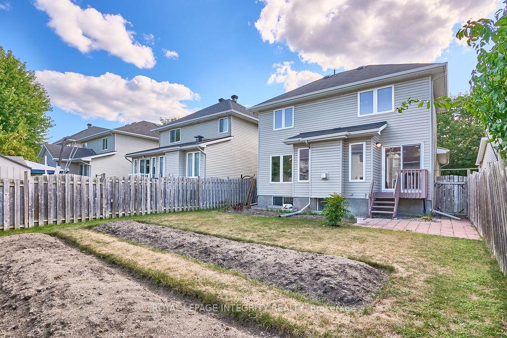 Photo 23 of 7 Dunn Street, Ottawa, Kanata - Beaverbrook — HOMEH
