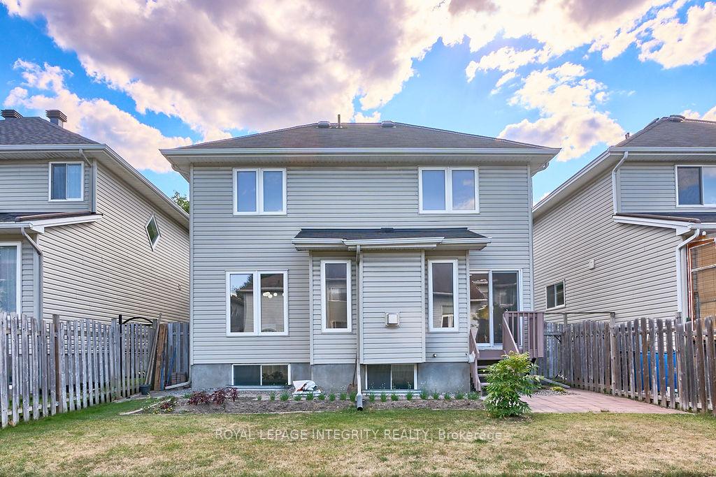 Photo 43 of 7 Dunn Street, Ottawa, Kanata - Beaverbrook — HOMEH