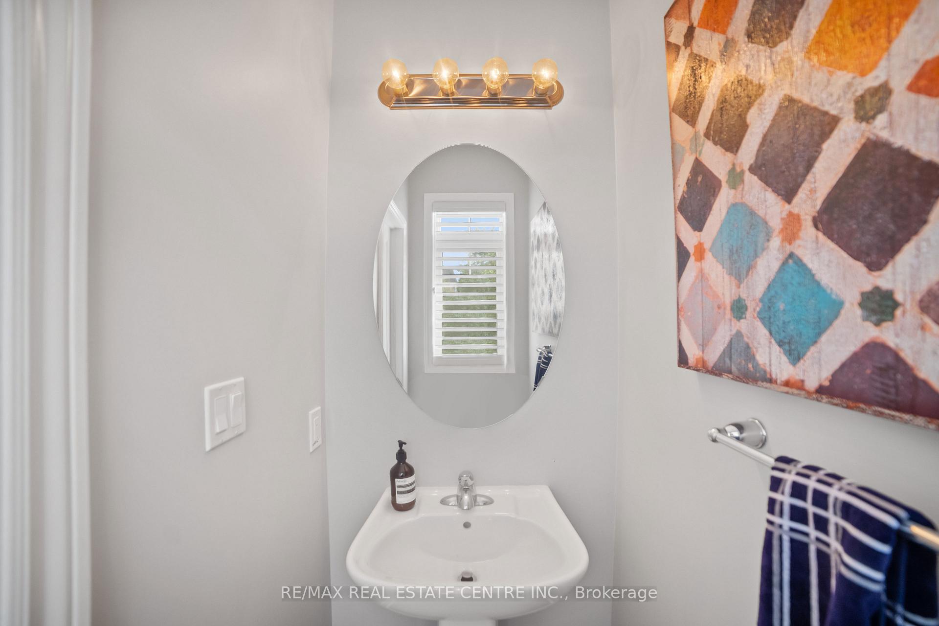 Photo 4 of 1106 Cactus Crescent, Pickering, Rural Pickering — HOMEH