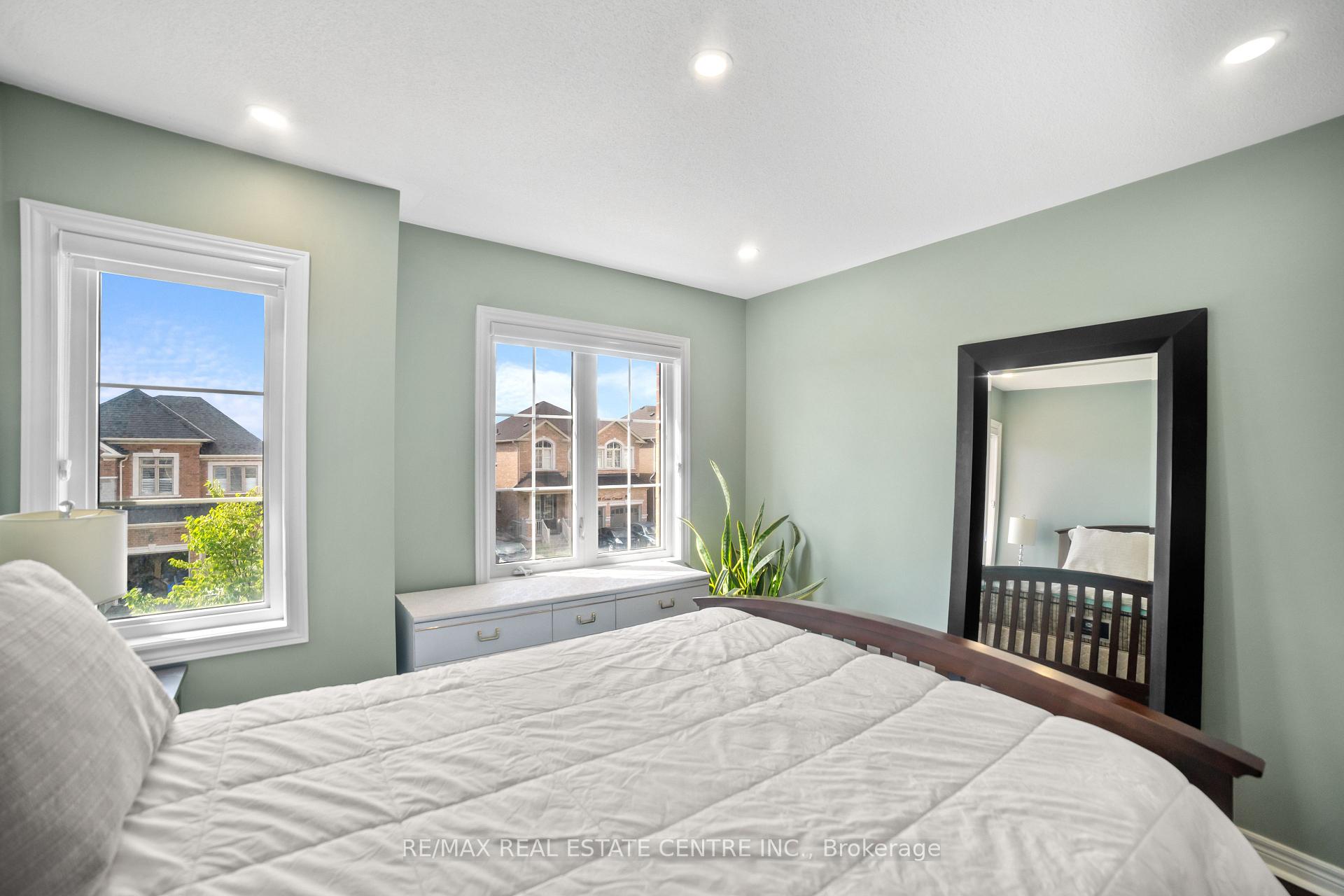Photo 22 of 1106 Cactus Crescent, Pickering, Rural Pickering — HOMEH