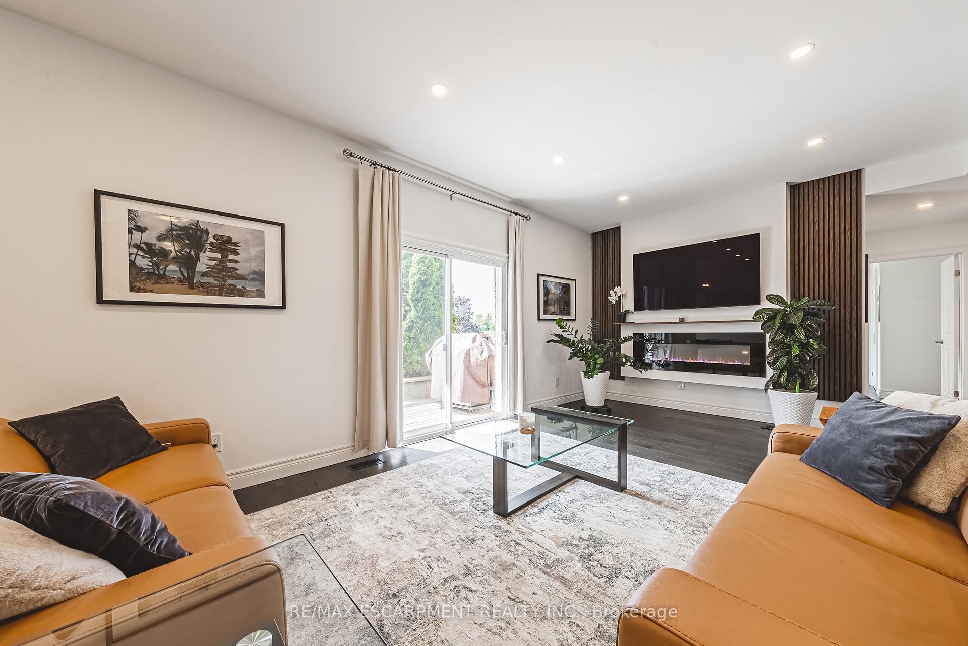 Photo 6 of 6380 Westbrook Road, Hamilton, Rural Glanbrook — HOMEH