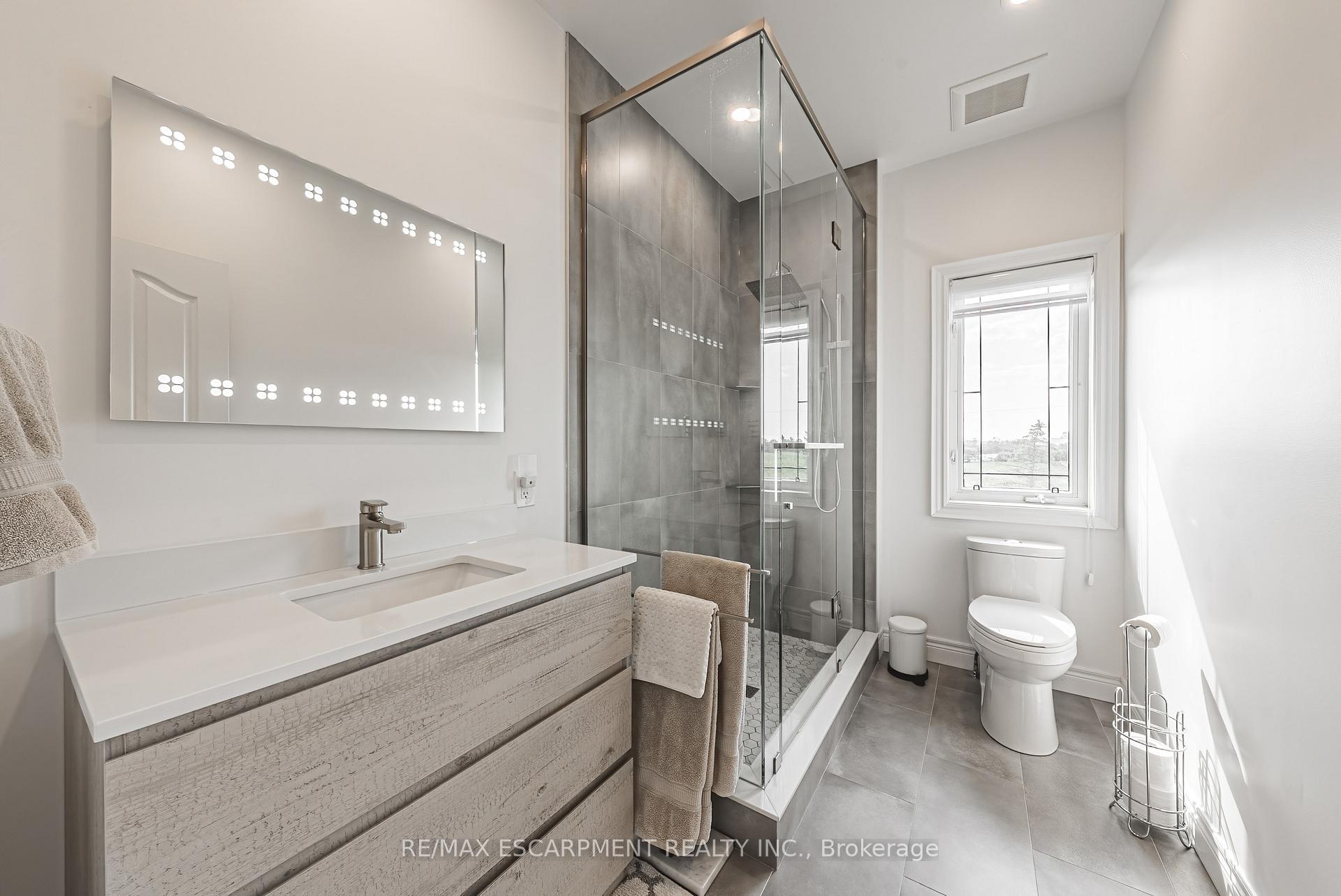 Photo 33 of 6380 Westbrook Road, Hamilton, Rural Glanbrook — HOMEH