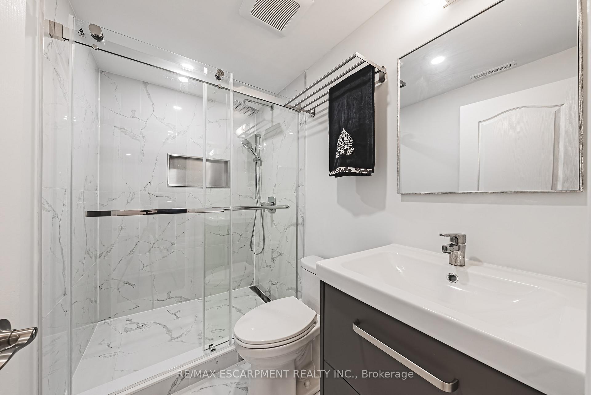 Photo 42 of 6380 Westbrook Road, Hamilton, Rural Glanbrook — HOMEH