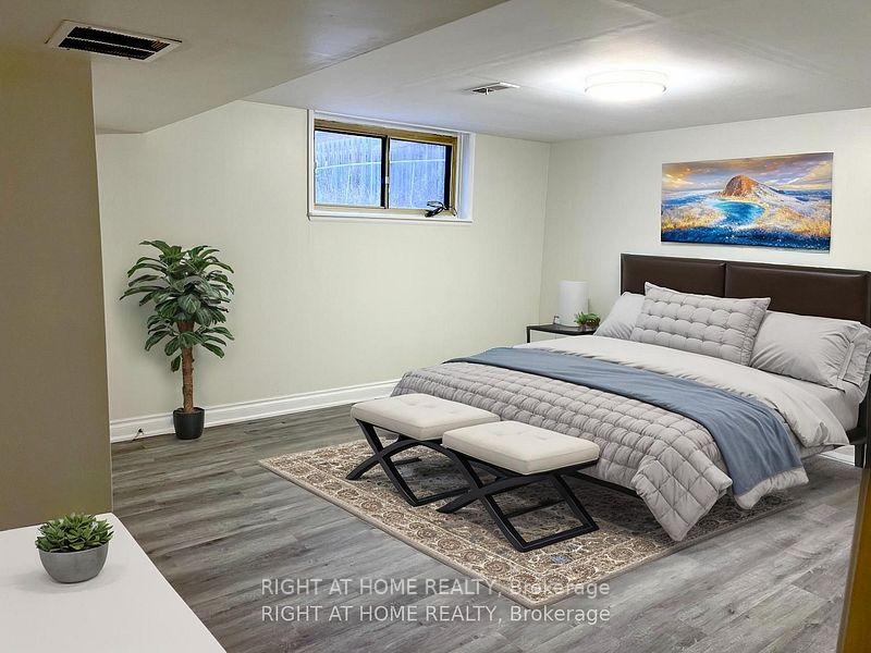 Photo 4 of 20 Omagh (Lower Level) Avenue, North York, Humberlea-Pelmo Park — HOMEH