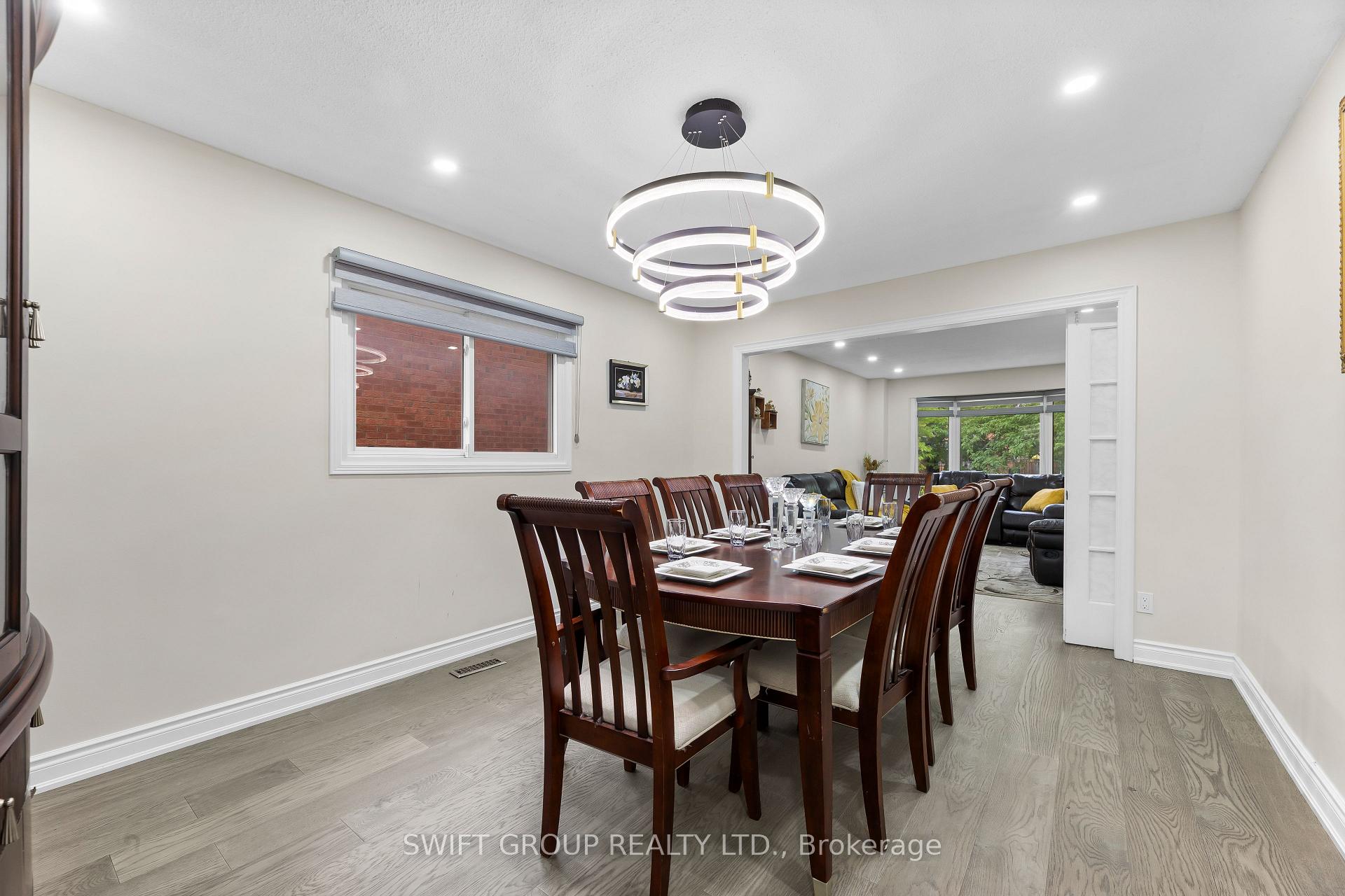 Photo 6 of 82 Flowertown Avenue, Brampton, Northwood Park — HOMEH