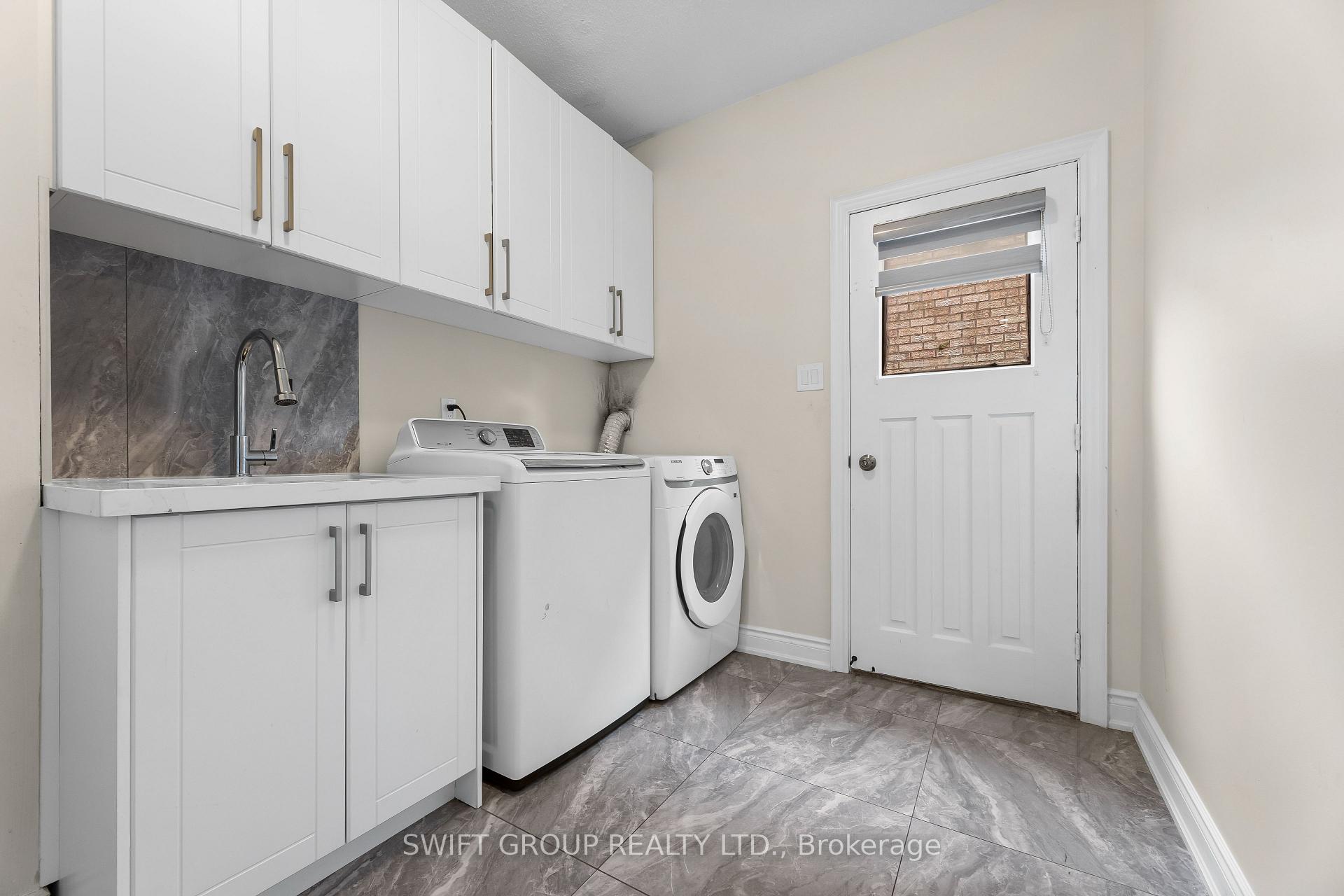 Photo 31 of 82 Flowertown Avenue, Brampton, Northwood Park — HOMEH