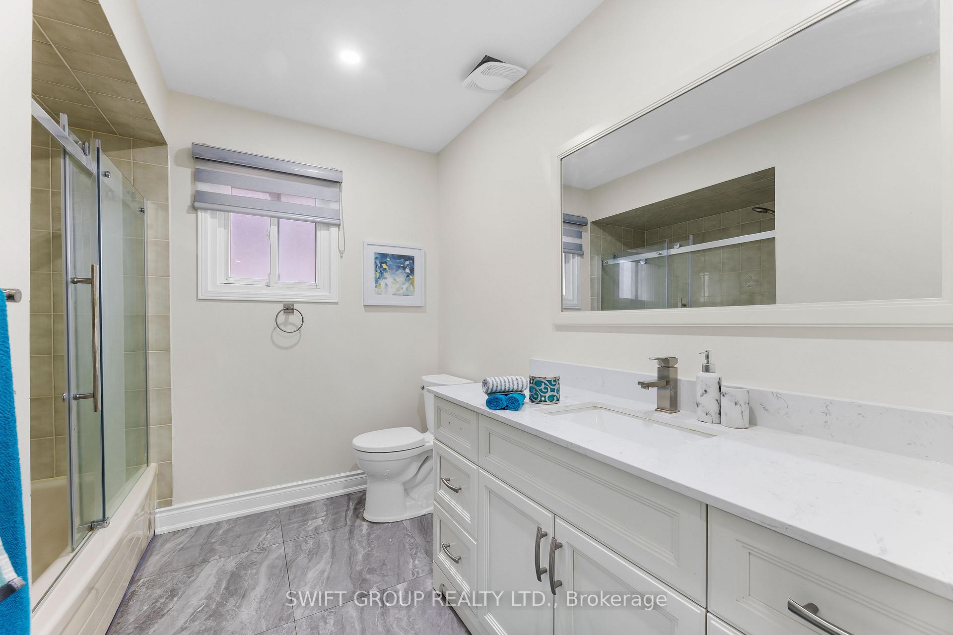 Photo 24 of 82 Flowertown Avenue, Brampton, Northwood Park — HOMEH