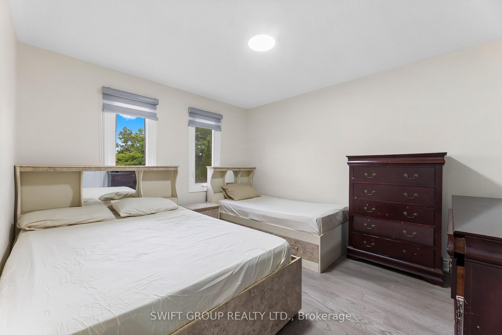 Photo 15 of 82 Flowertown Avenue, Brampton, Northwood Park — HOMEH