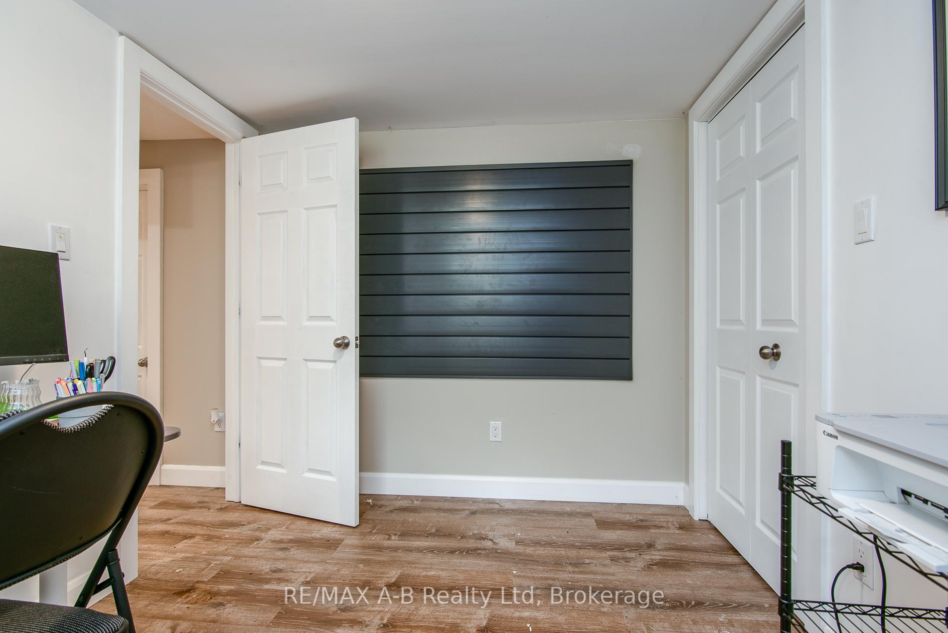 Photo 11 of 17 Hickory Lane, Stratford — HOMEH