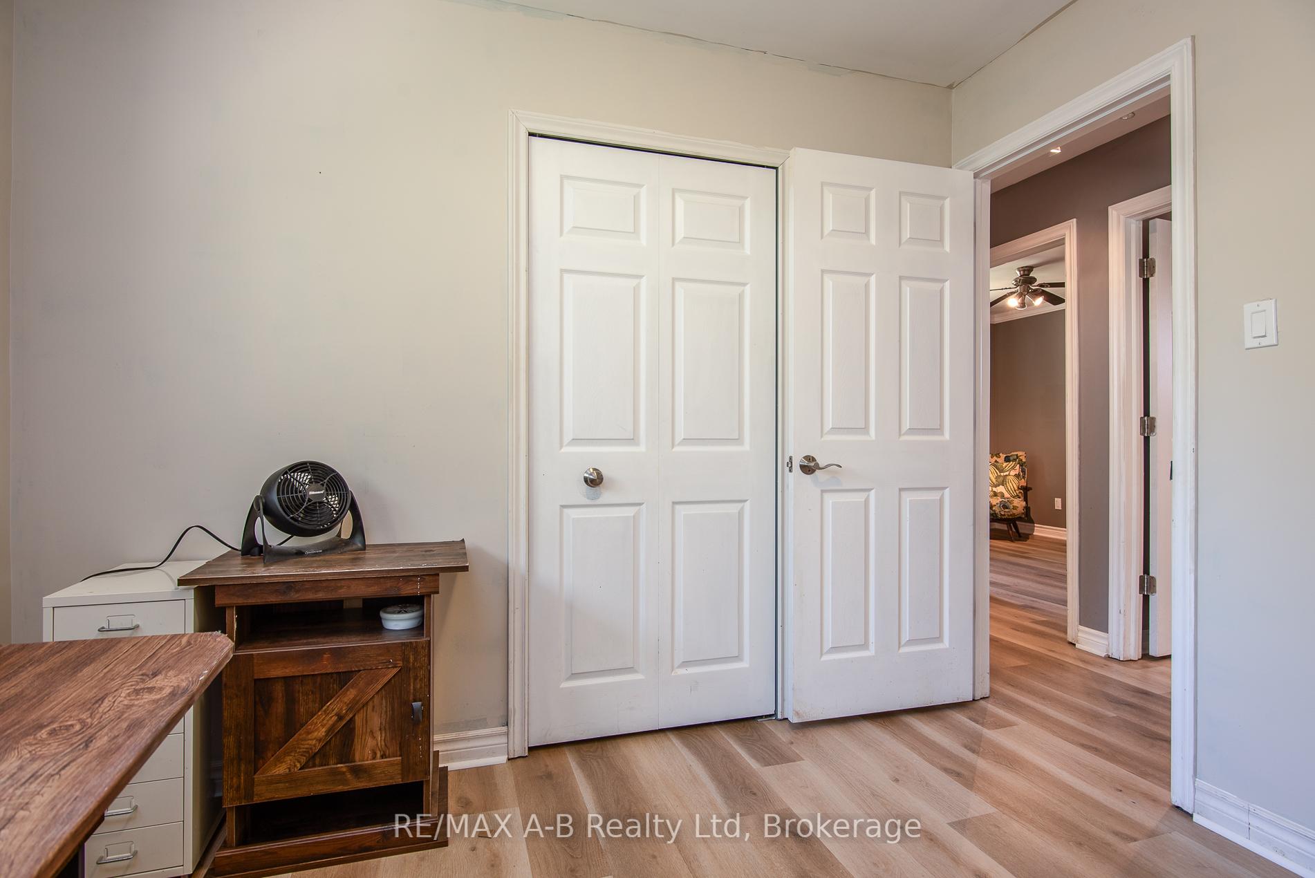 Photo 17 of 17 Hickory Lane, Stratford — HOMEH