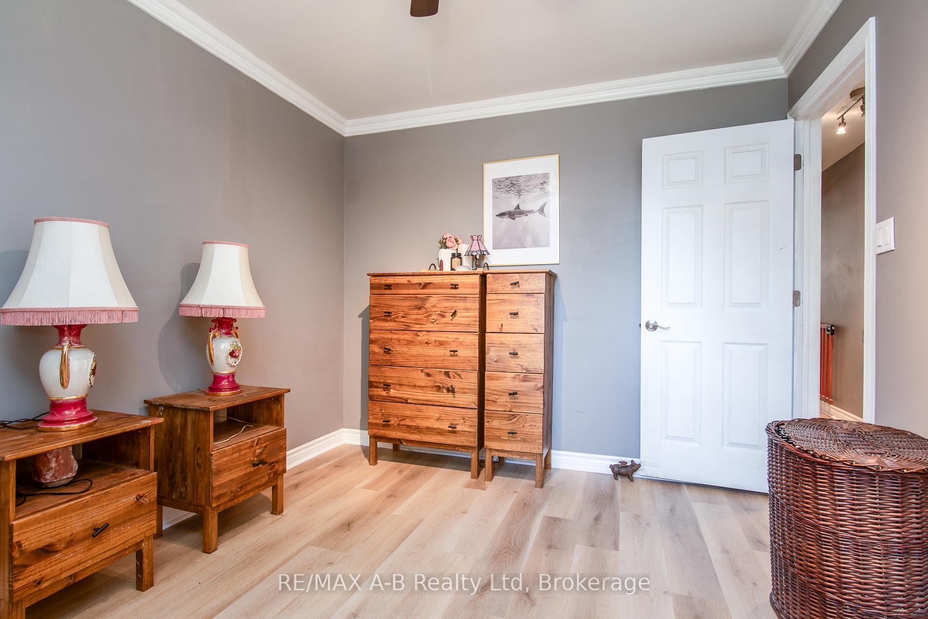 Photo 26 of 17 Hickory Lane, Stratford — HOMEH