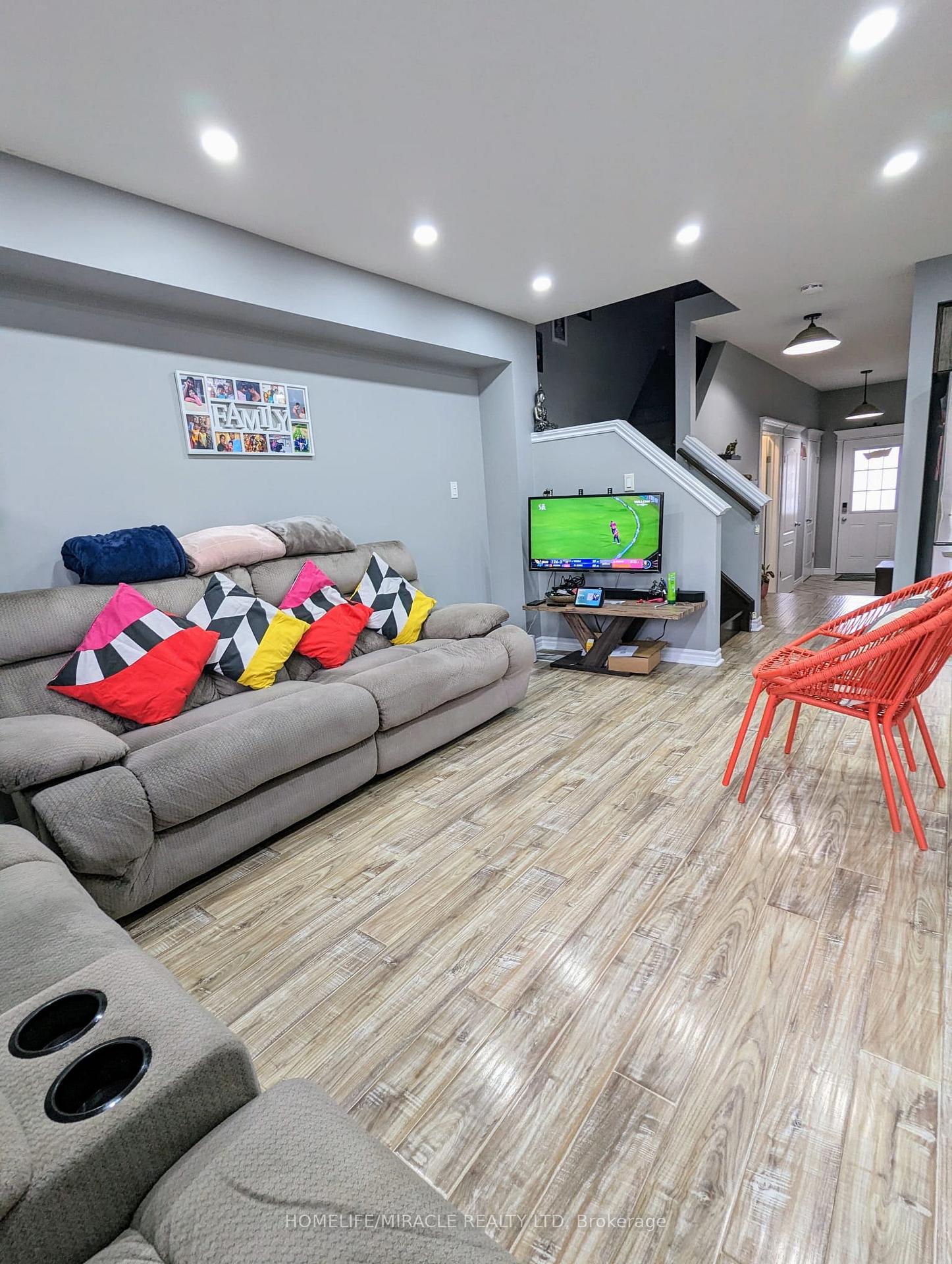 Photo 4 of 72 Edwards Street, Guelph, Grange Road — HOMEH