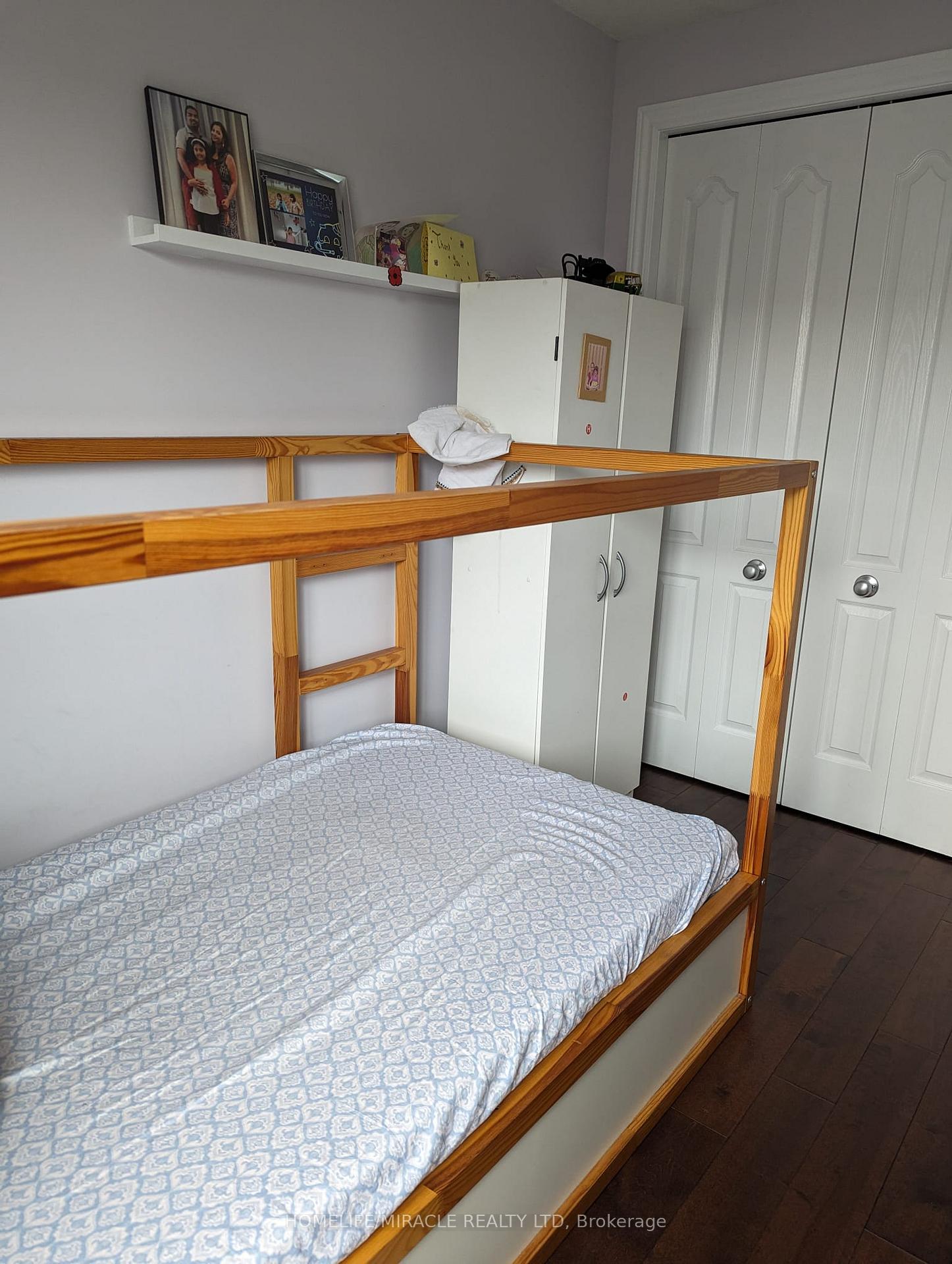 Photo 14 of 72 Edwards Street, Guelph, Grange Road — HOMEH