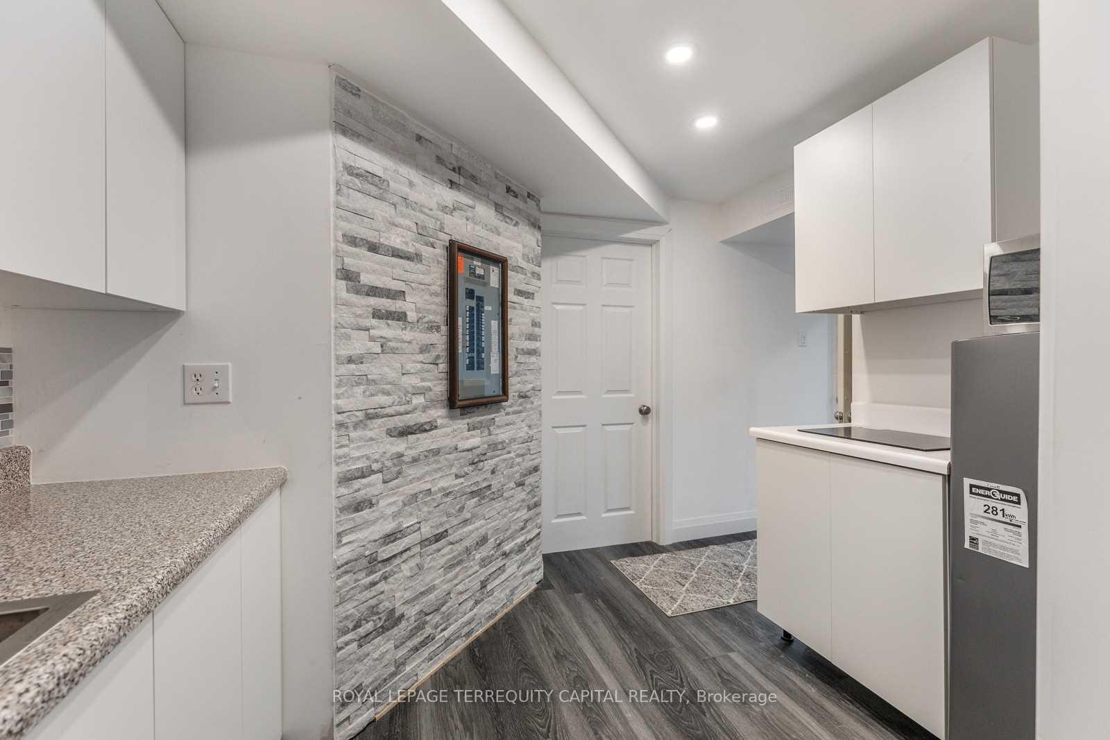 Photo 30 of 90 Courtney Crescent, Barrie, Painswick South — HOMEH
