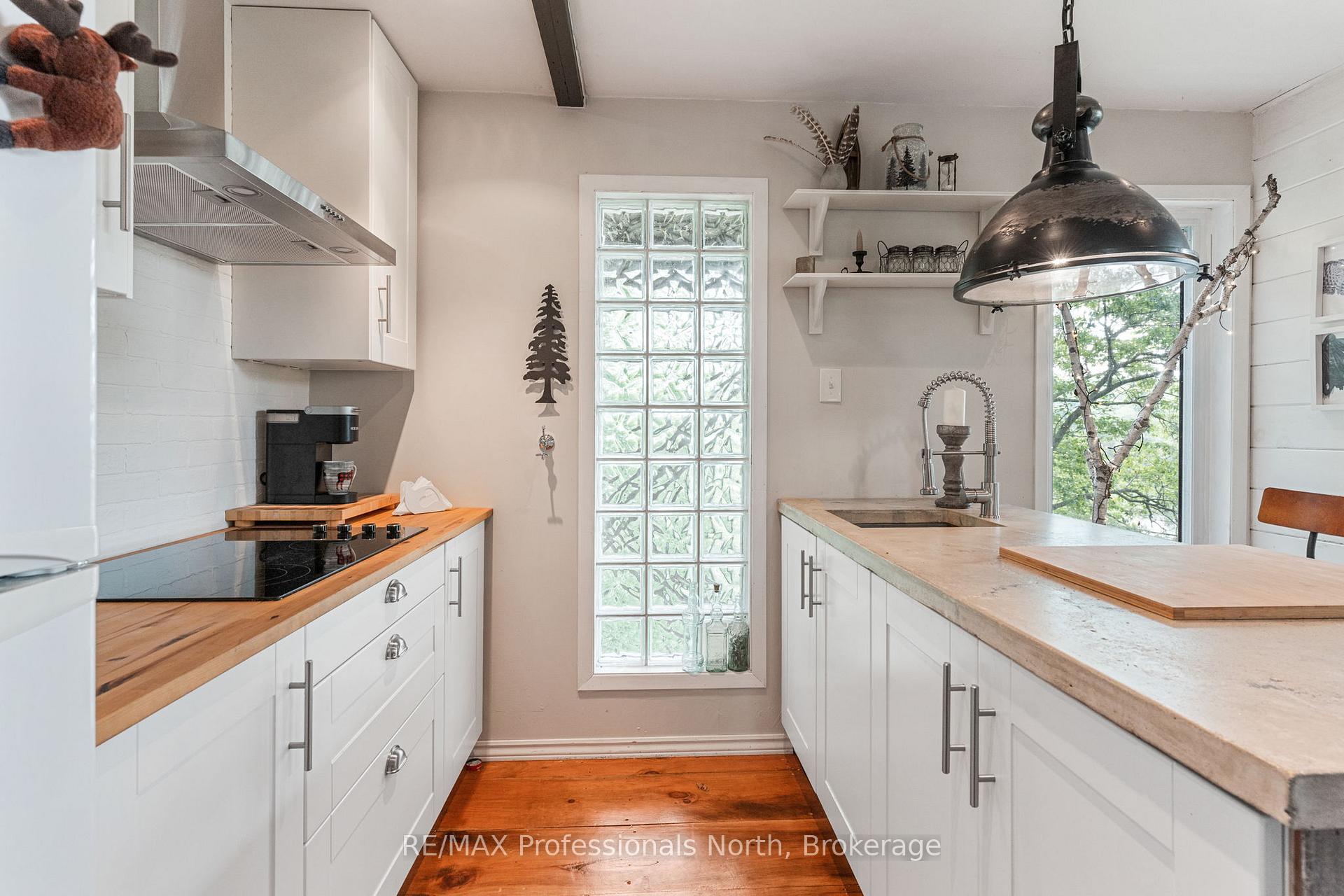Photo 12 of 1065 Shaded Water Trail, Minden Hills, Lutterworth — HOMEH