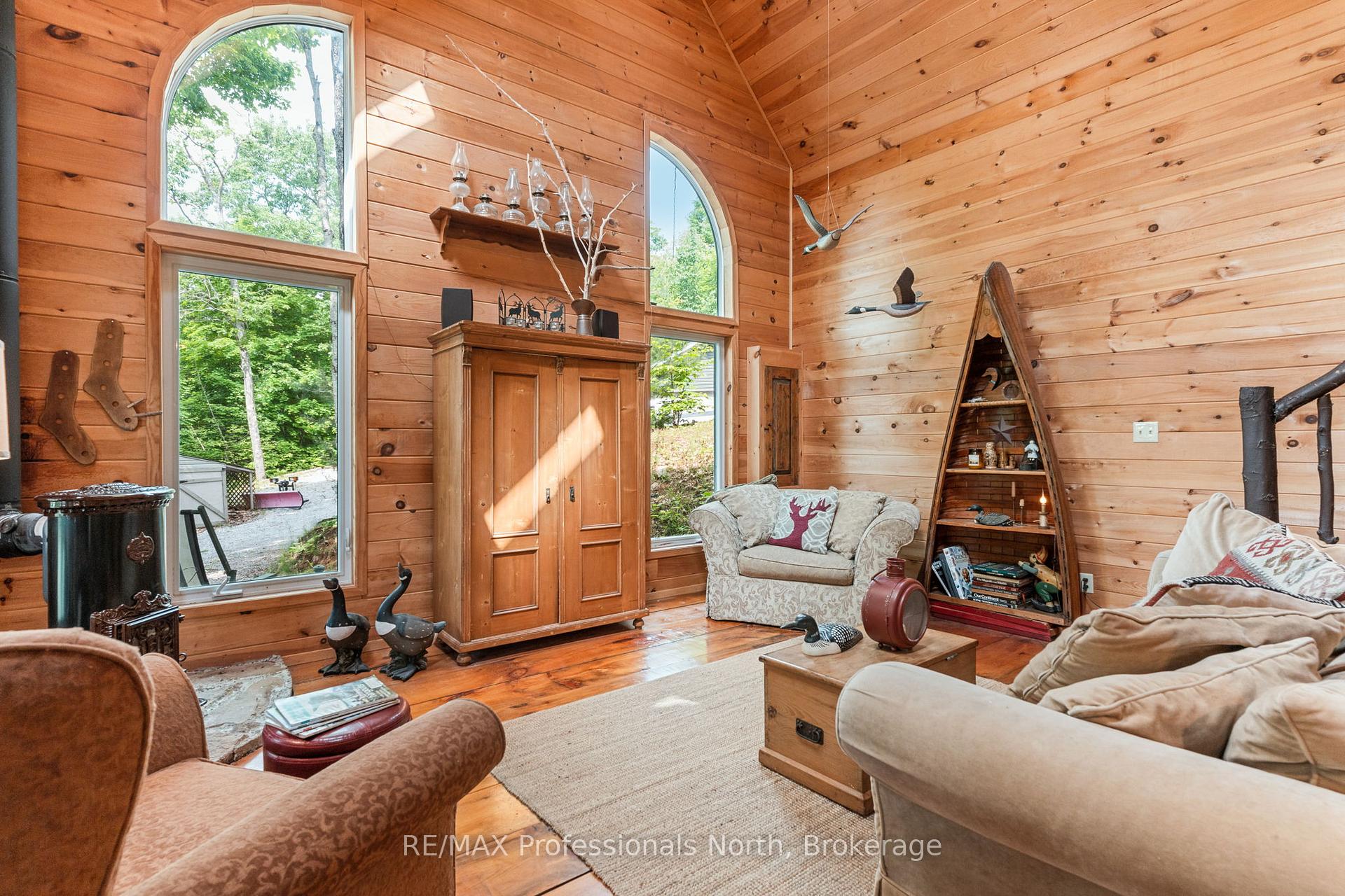 Photo 7 of 1065 Shaded Water Trail, Minden Hills, Lutterworth — HOMEH