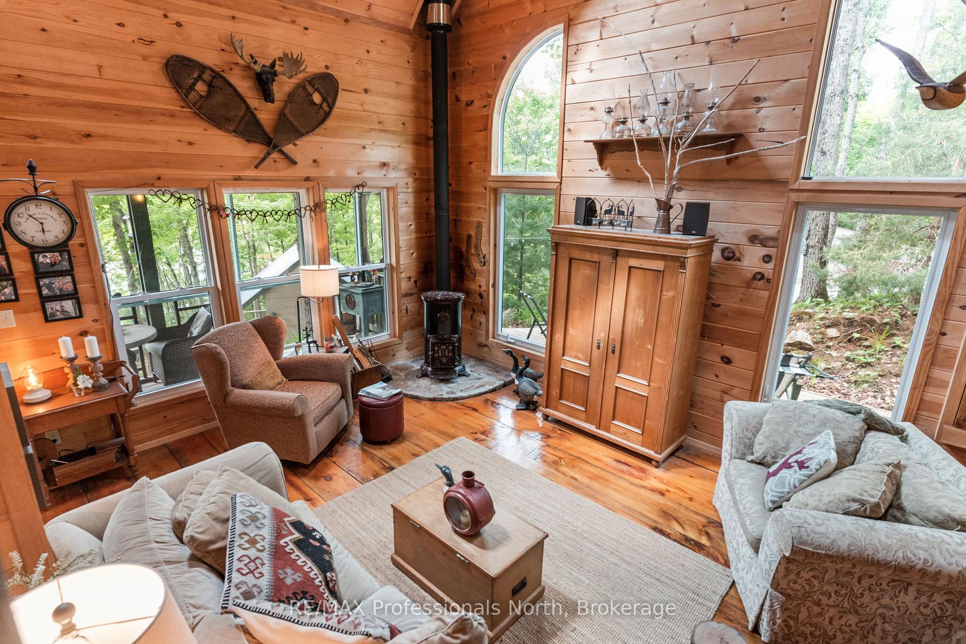 Photo 16 of 1065 Shaded Water Trail, Minden Hills, Lutterworth — HOMEH