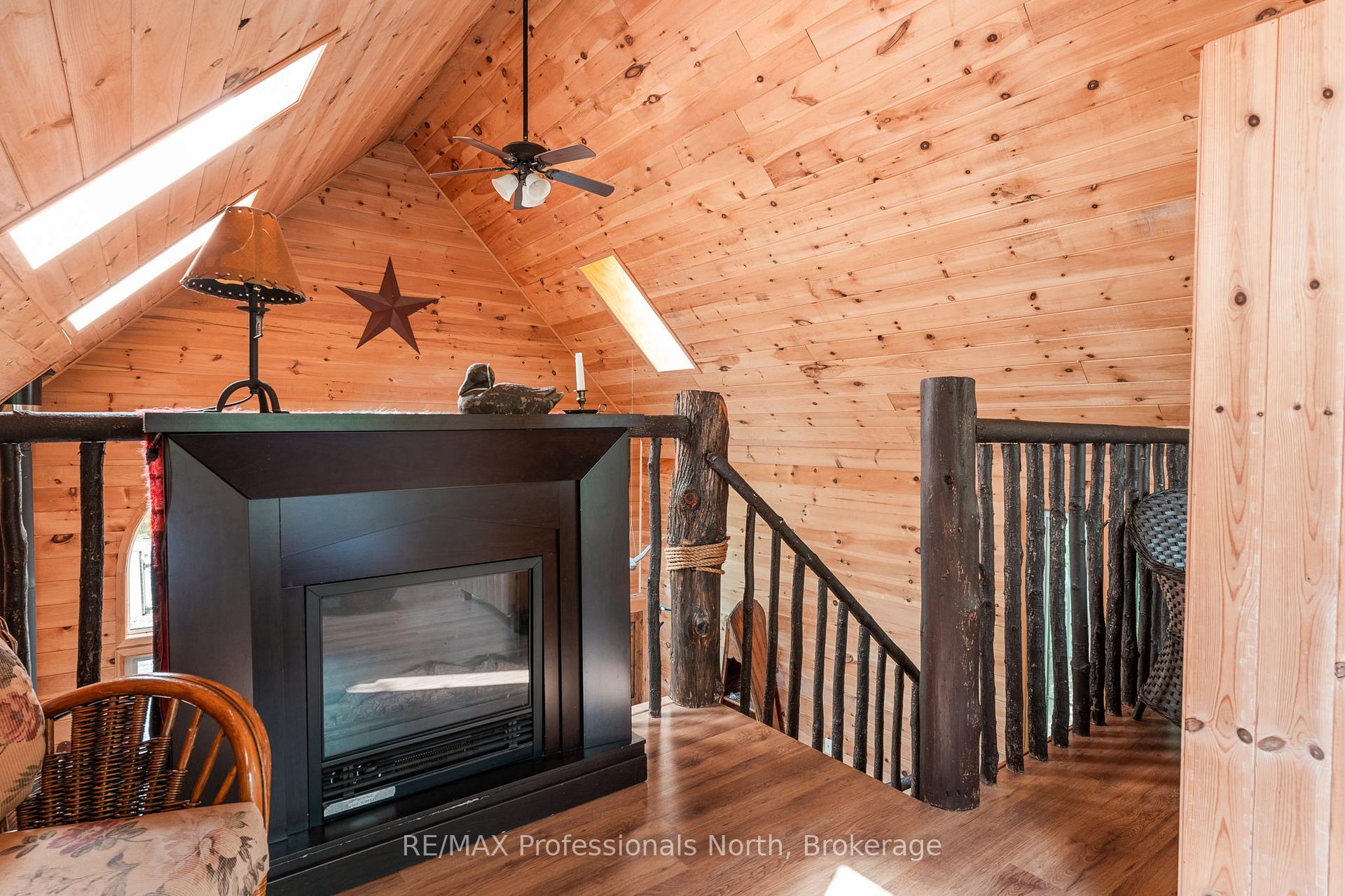 Photo 17 of 1065 Shaded Water Trail, Minden Hills, Lutterworth — HOMEH