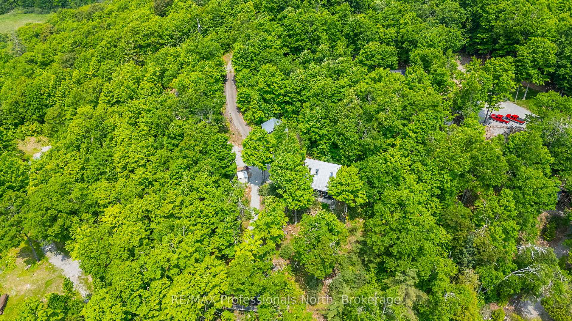 Photo 43 of 1065 Shaded Water Trail, Minden Hills, Lutterworth — HOMEH