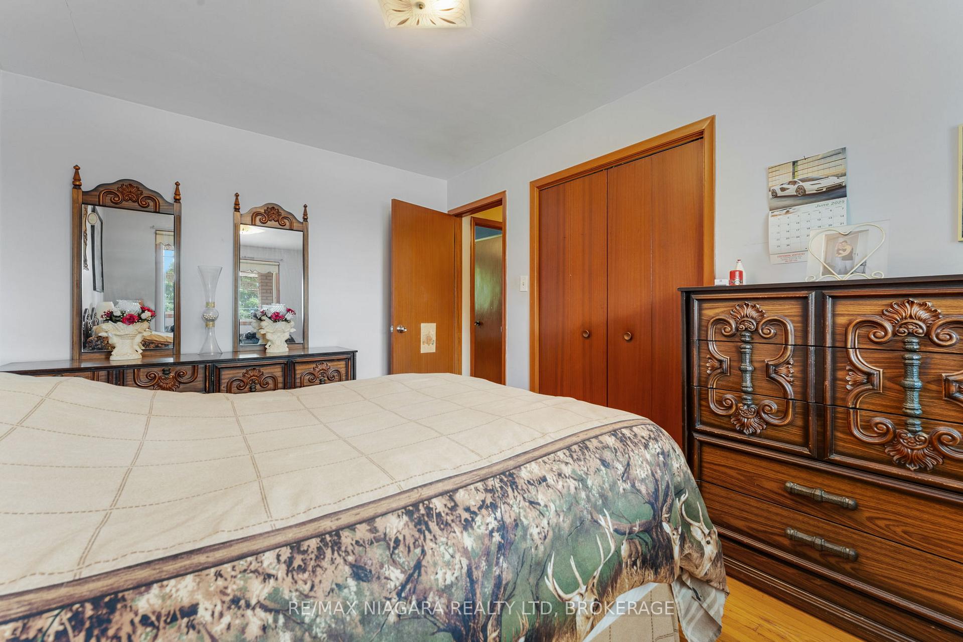 Photo 26 of 116 Pine Drive, Hamilton, Stoney Creek — HOMEH