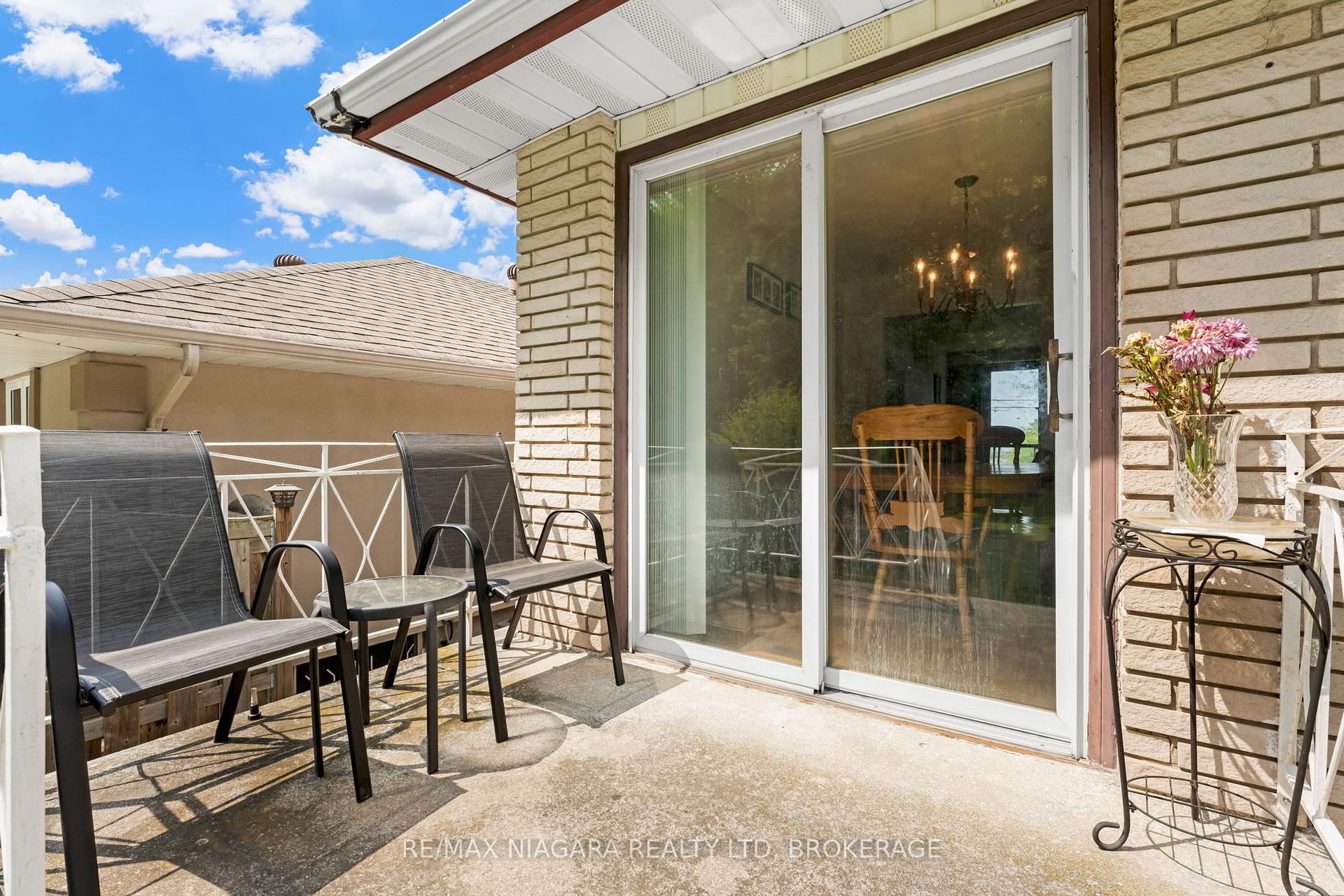 Photo 27 of 116 Pine Drive, Hamilton, Stoney Creek — HOMEH