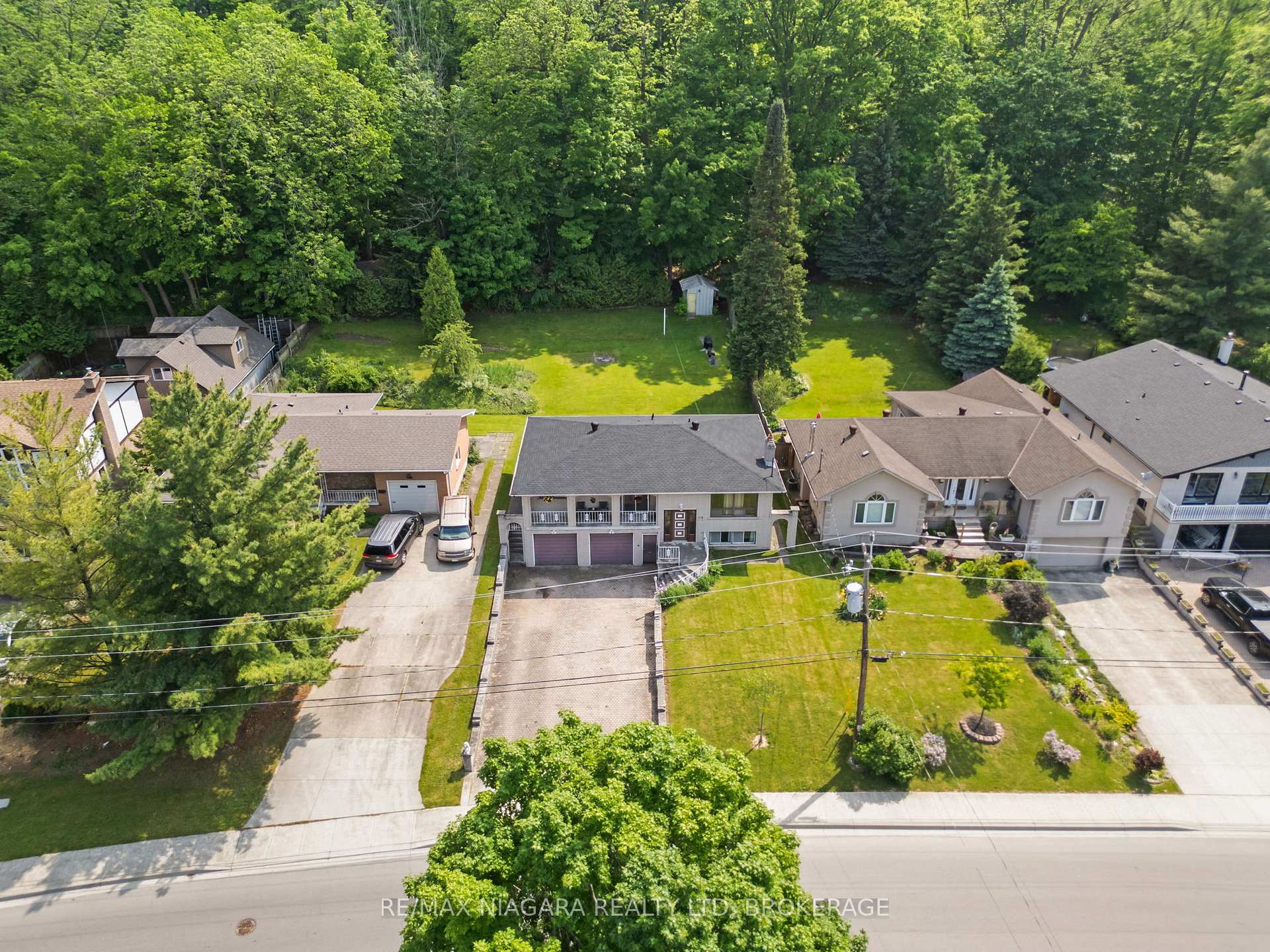 Photo 35 of 116 Pine Drive, Hamilton, Stoney Creek — HOMEH