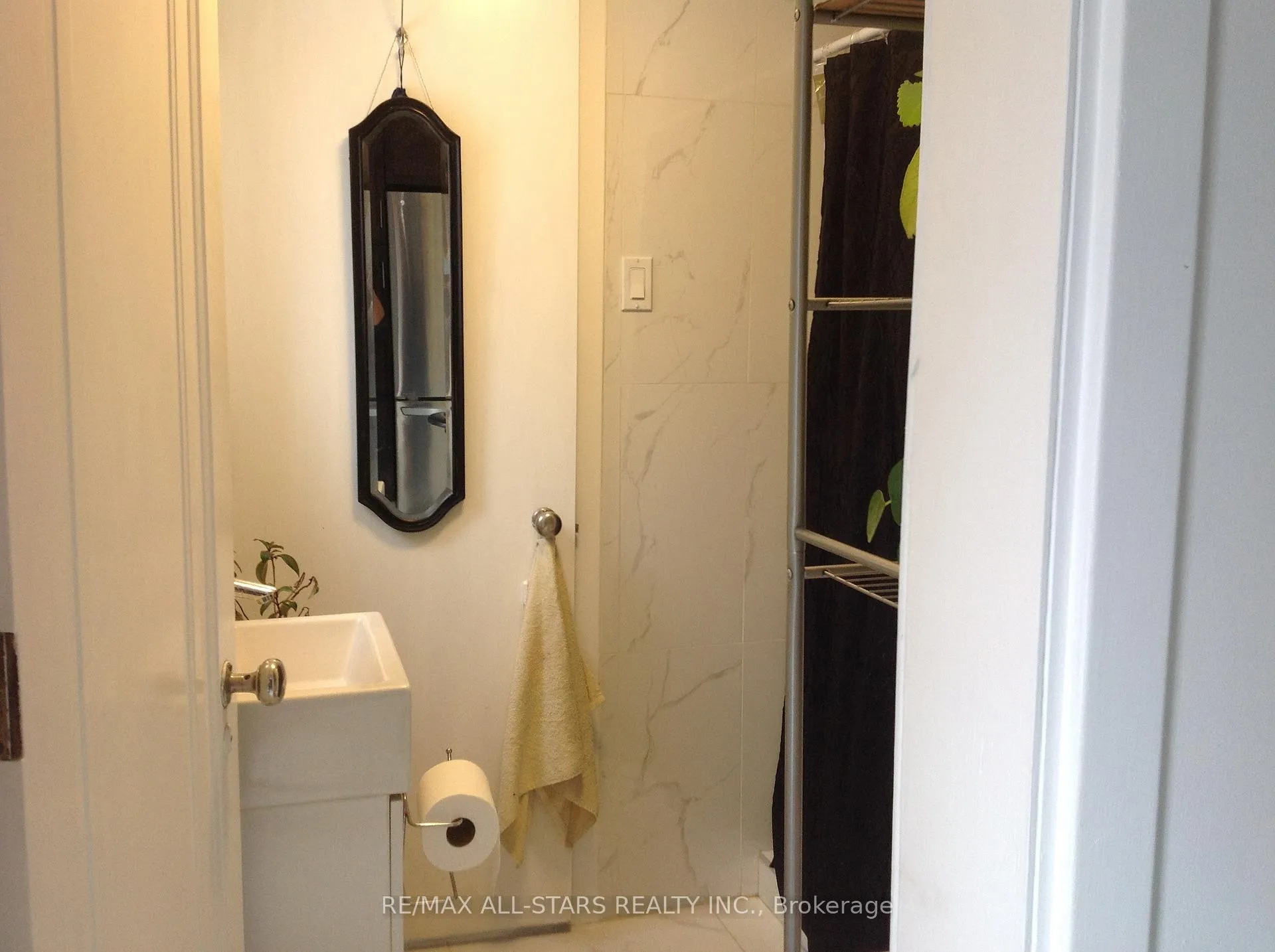 Photo 23 of 1 St James Place, Hamilton, Durand — HOMEH