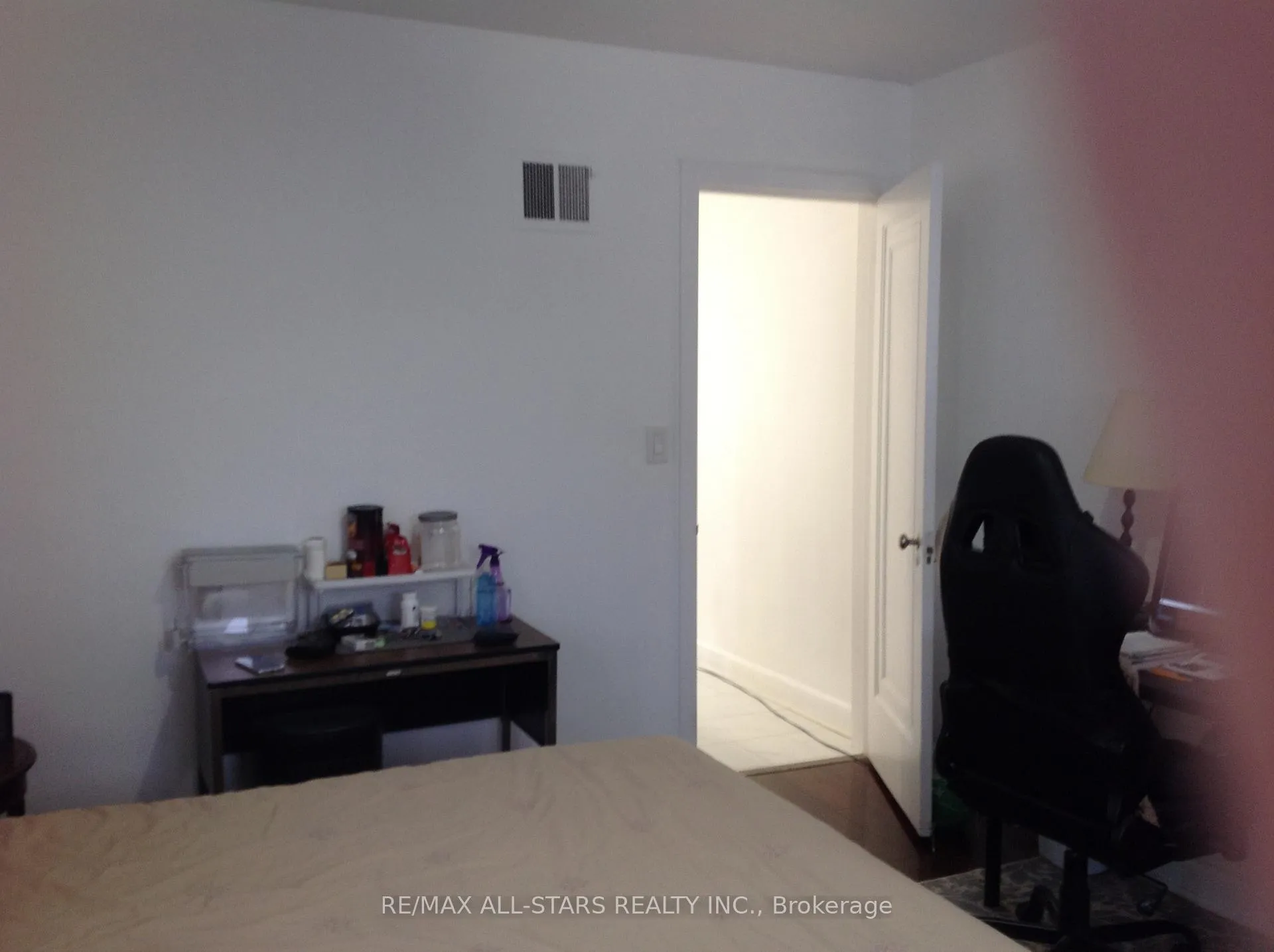 Photo 37 of 1 St James Place, Hamilton, Durand — HOMEH