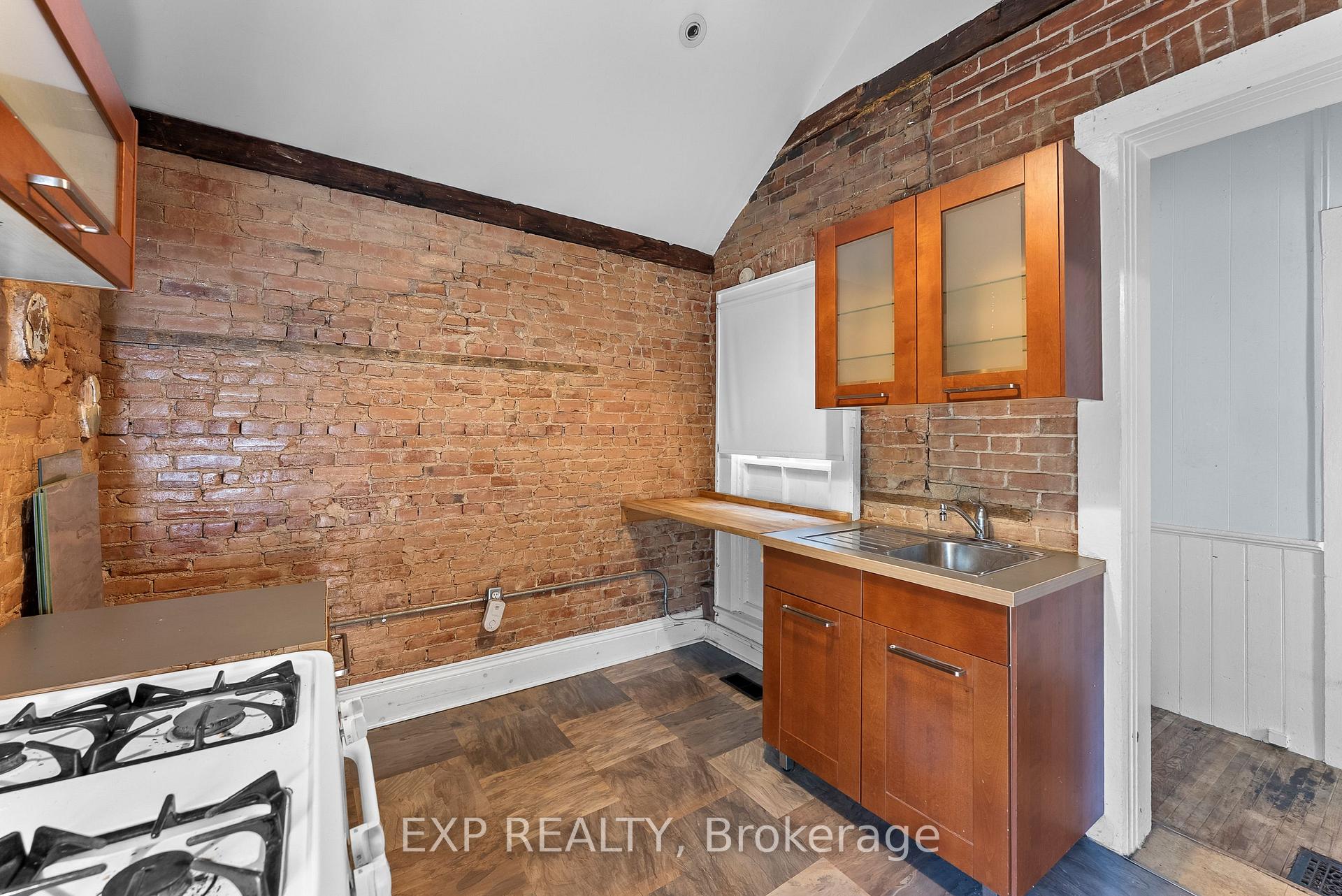 Photo 31 of 6 Henry Street, St. Catharines, Downtown — HOMEH