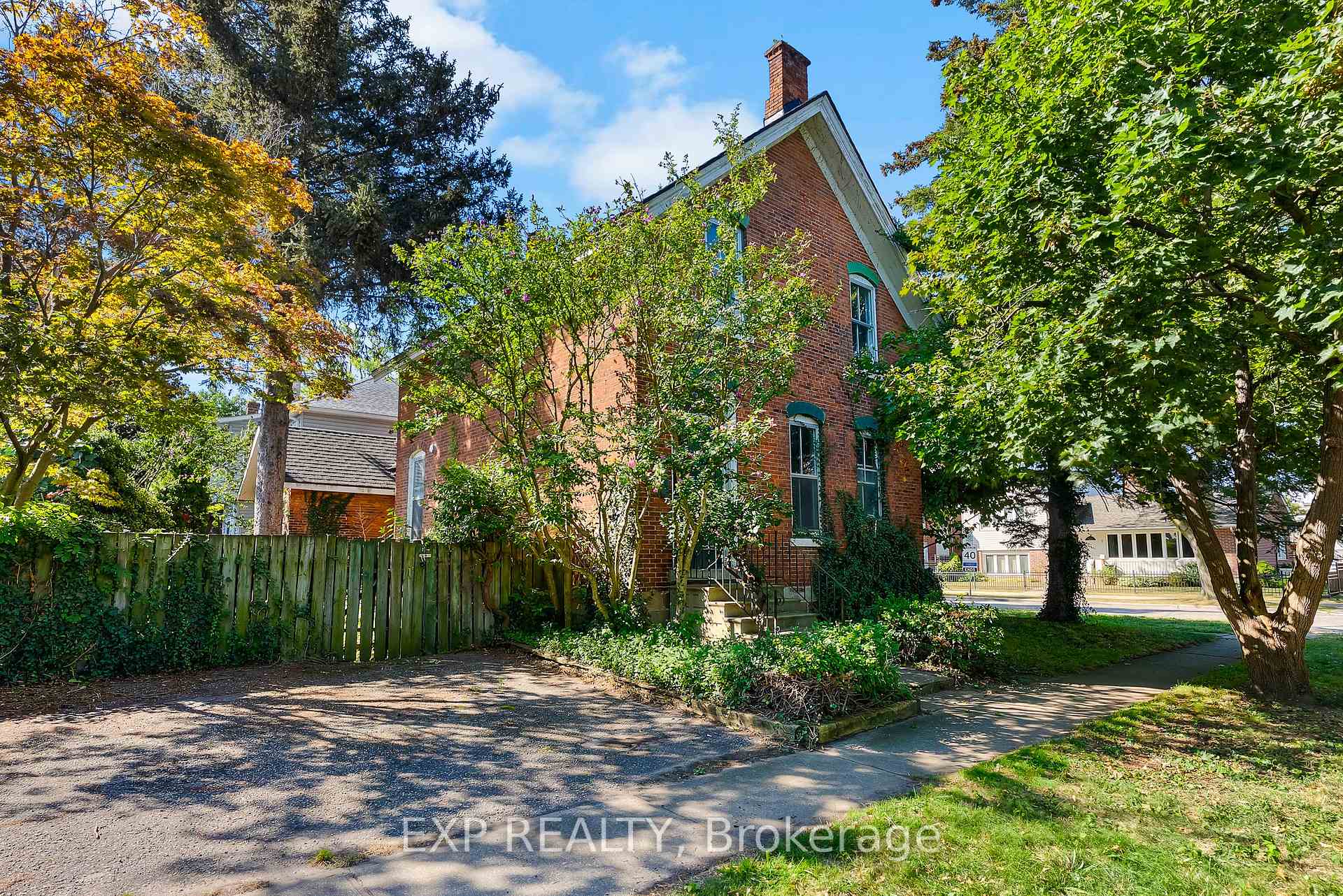 Photo 15 of 6 Henry Street, St. Catharines, Downtown — HOMEH