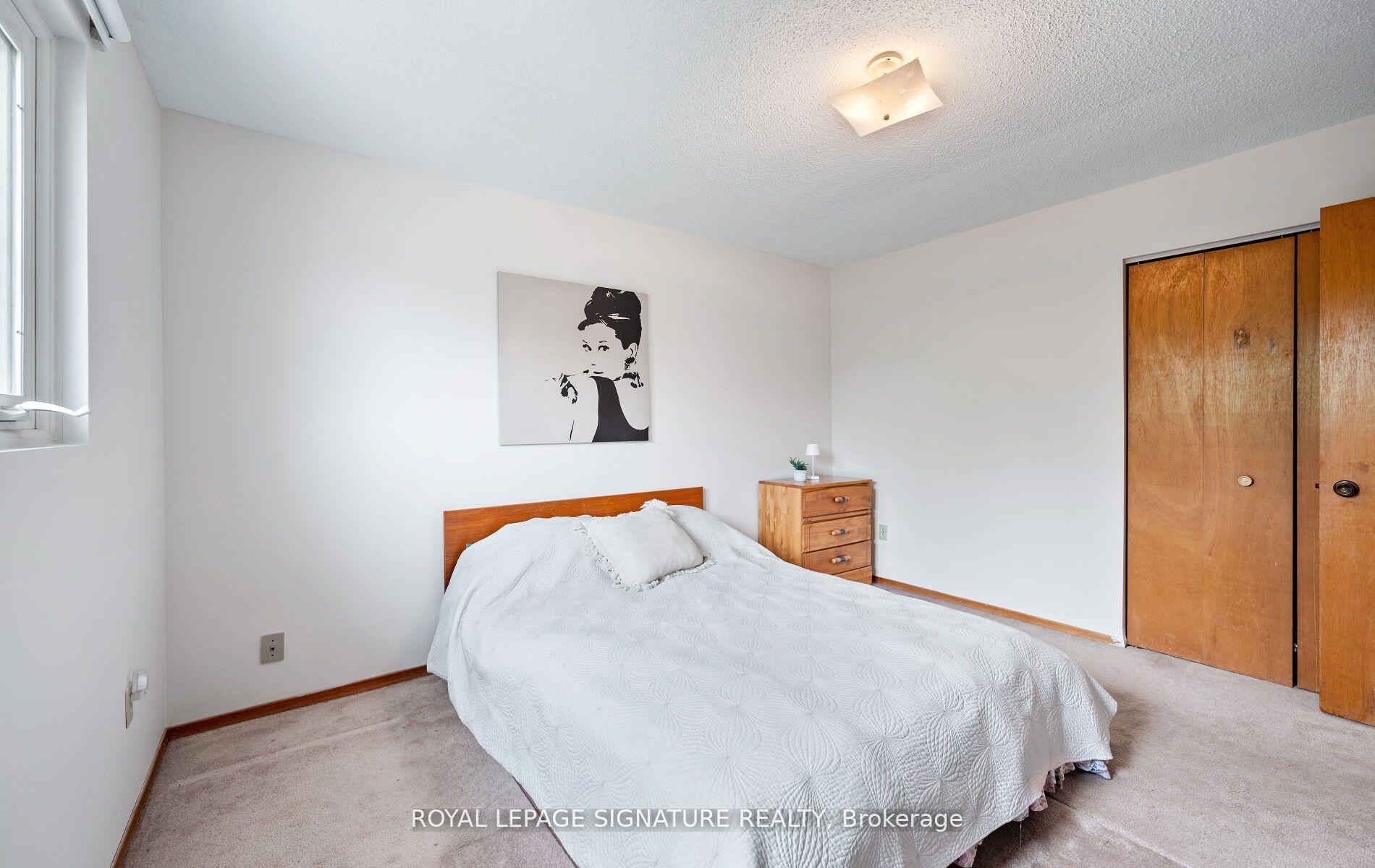 Photo 17 of 100 Madison Street, Brampton, Central Park — HOMEH