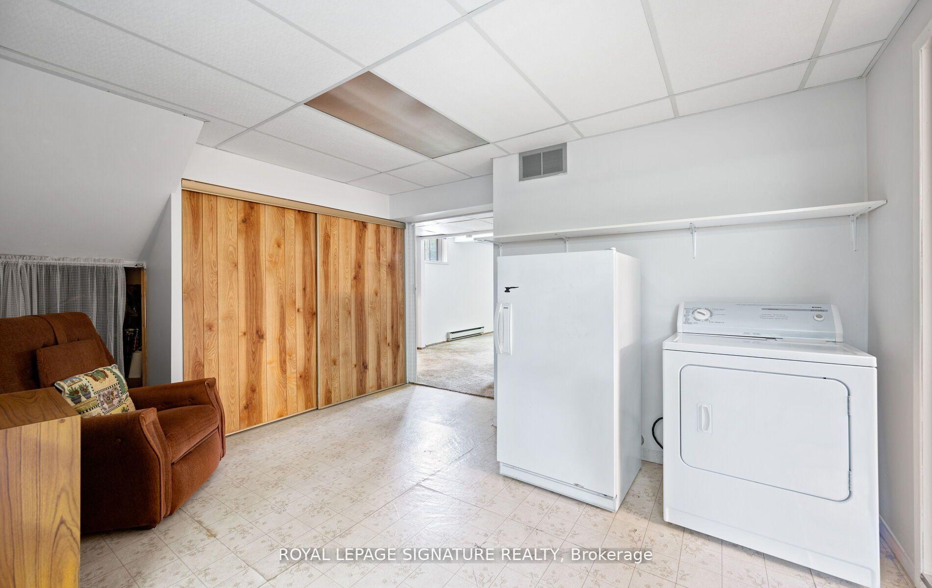 Photo 3 of 100 Madison Street, Brampton, Central Park — HOMEH