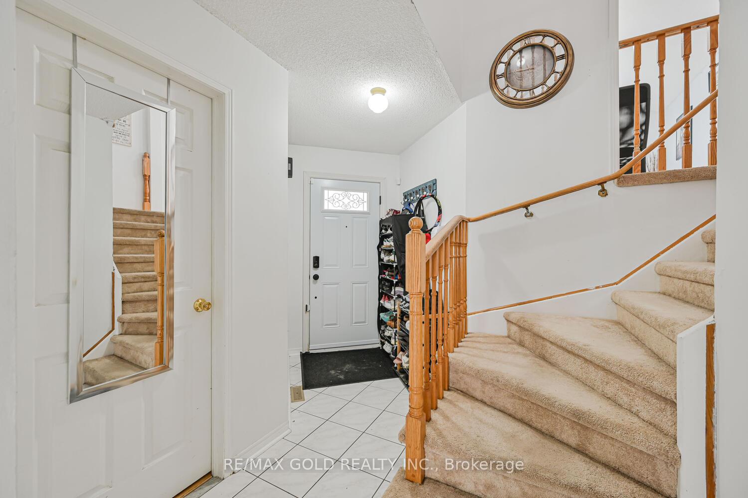 Photo 14 of 122 White Tail Crescent, Brampton, Fletcher's West — HOMEH