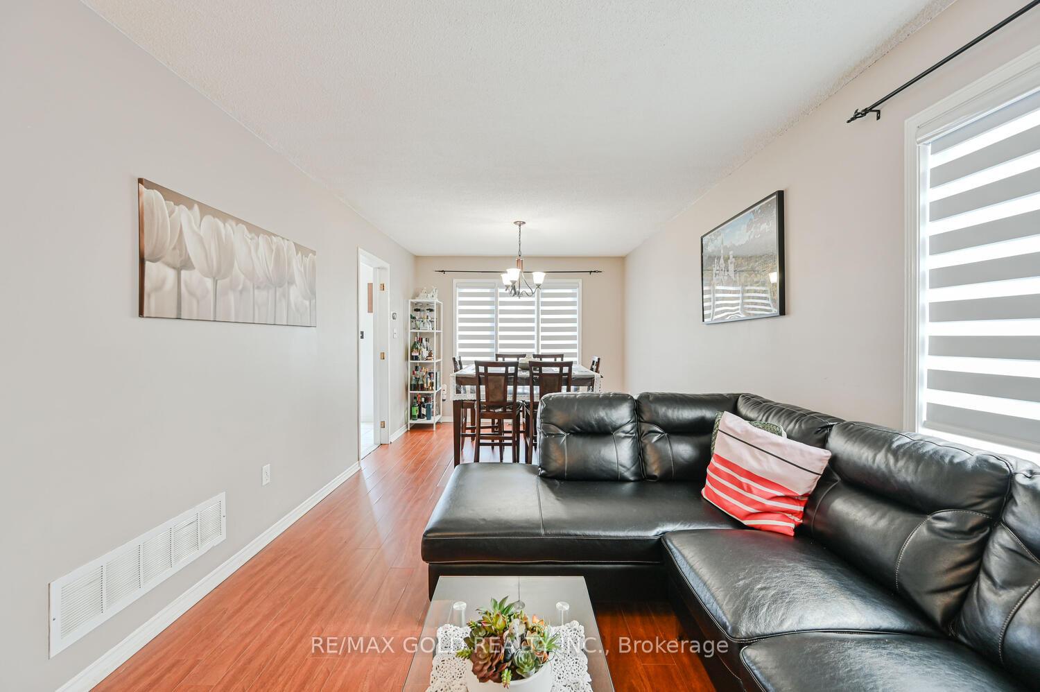 Photo 25 of 122 White Tail Crescent, Brampton, Fletcher's West — HOMEH