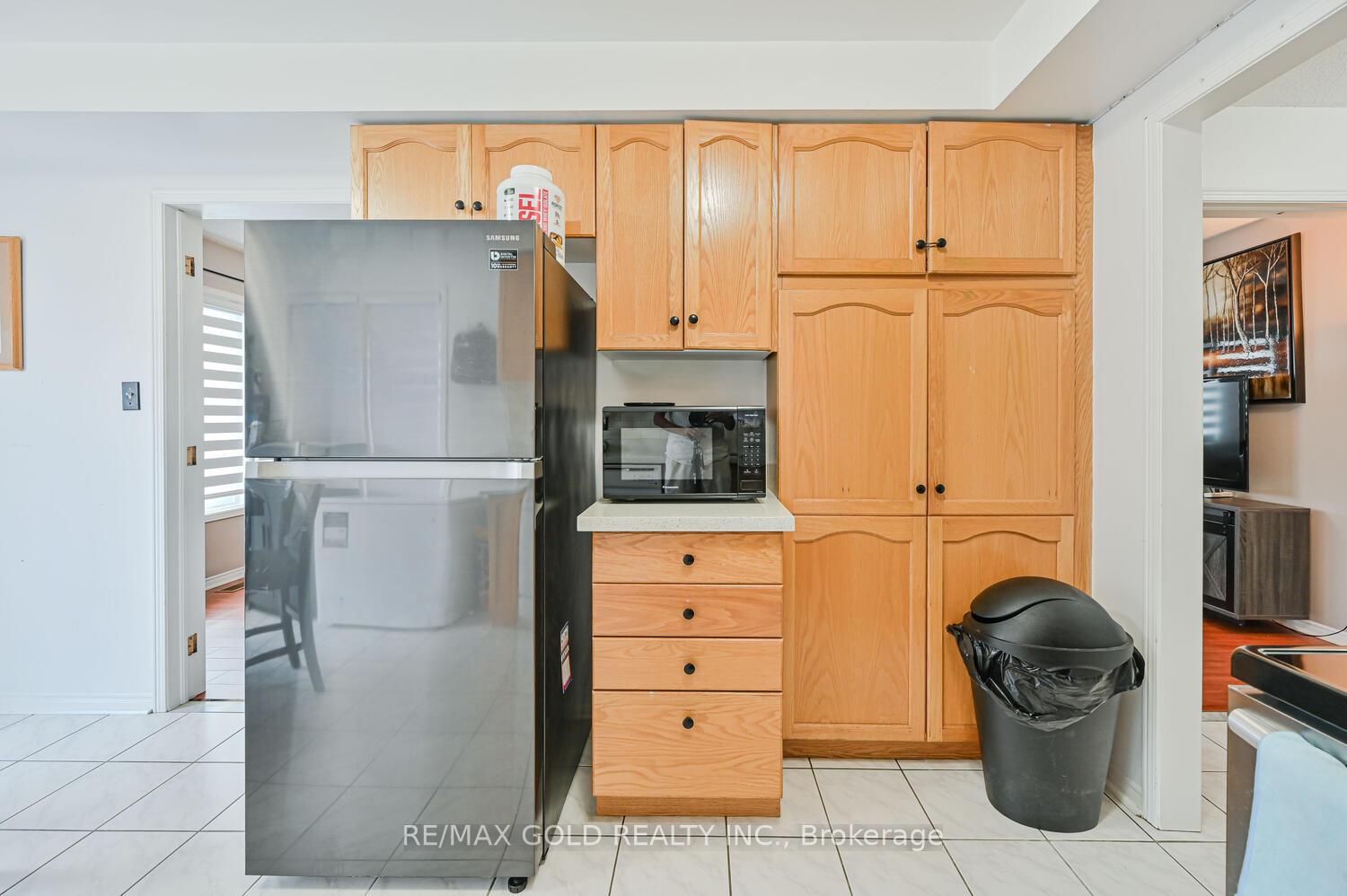 Photo 28 of 122 White Tail Crescent, Brampton, Fletcher's West — HOMEH