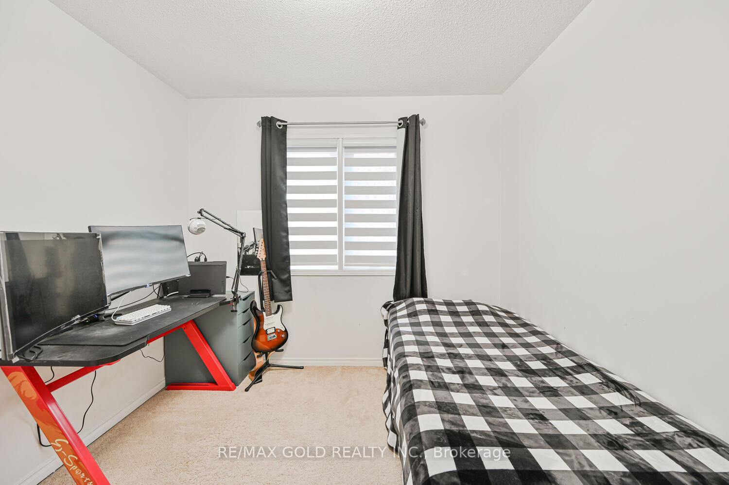 Photo 38 of 122 White Tail Crescent, Brampton, Fletcher's West — HOMEH