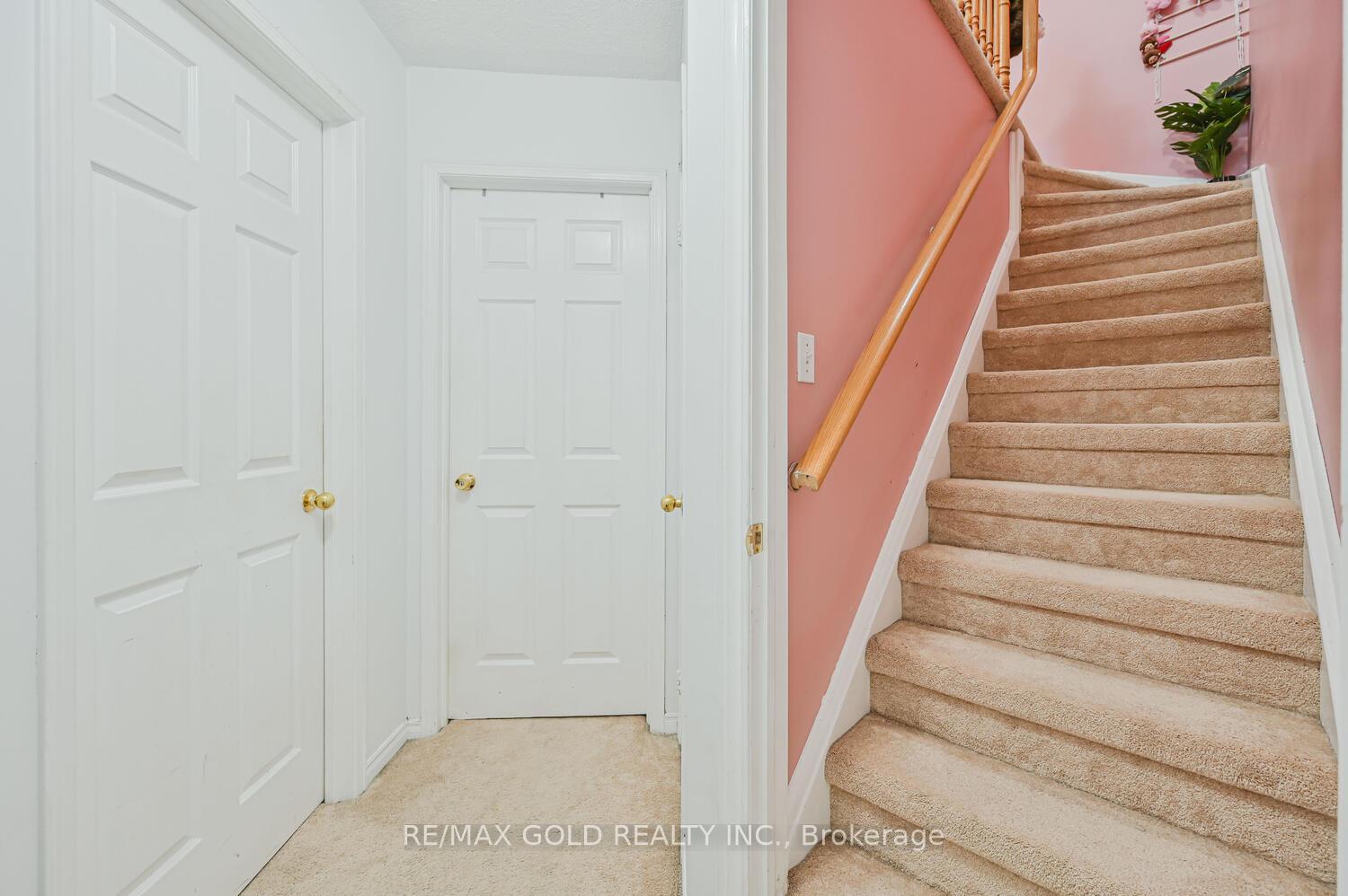Photo 39 of 122 White Tail Crescent, Brampton, Fletcher's West — HOMEH