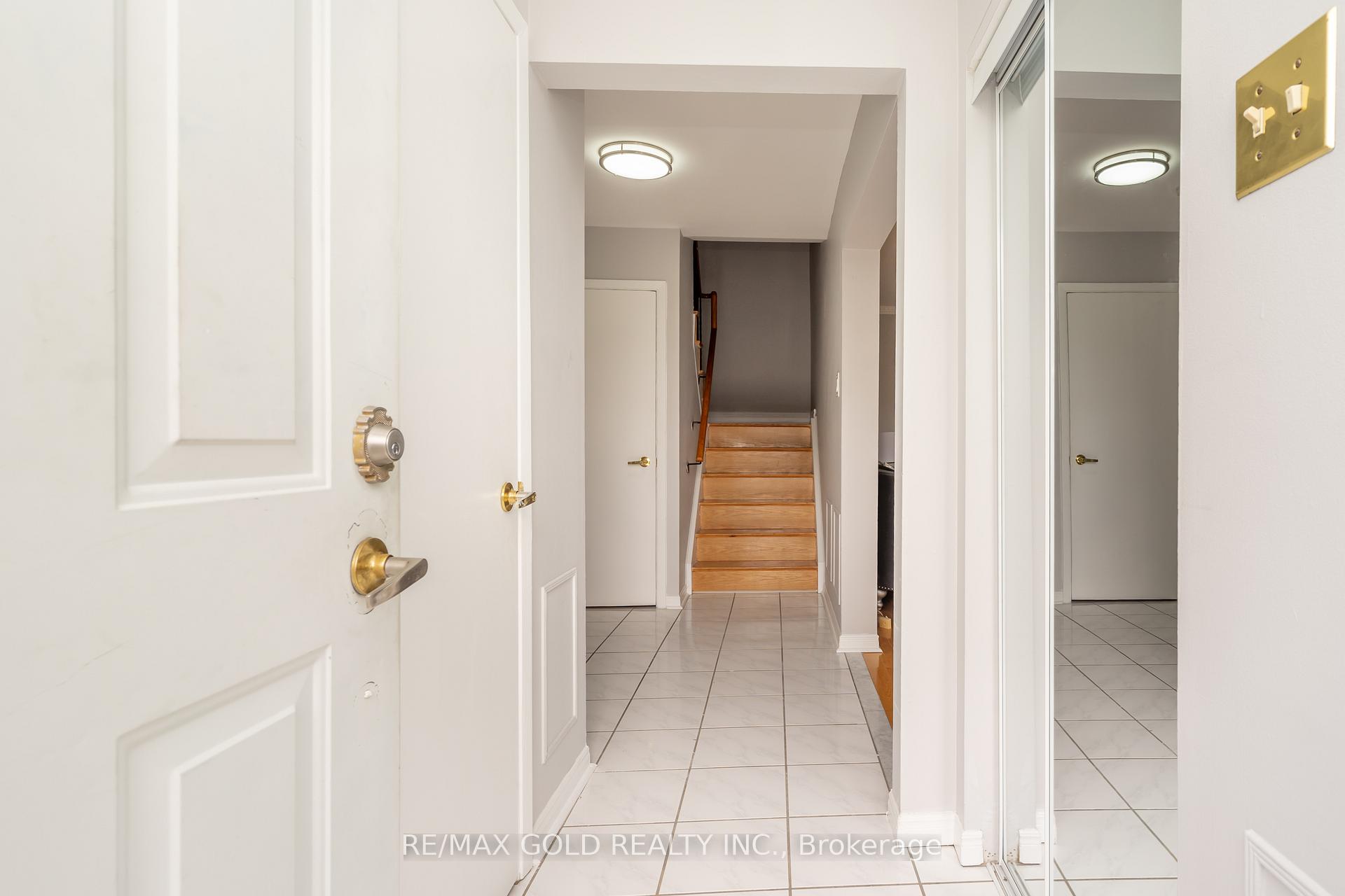Photo 5 of 66 Danesbury Crescent, Brampton, Southgate — HOMEH