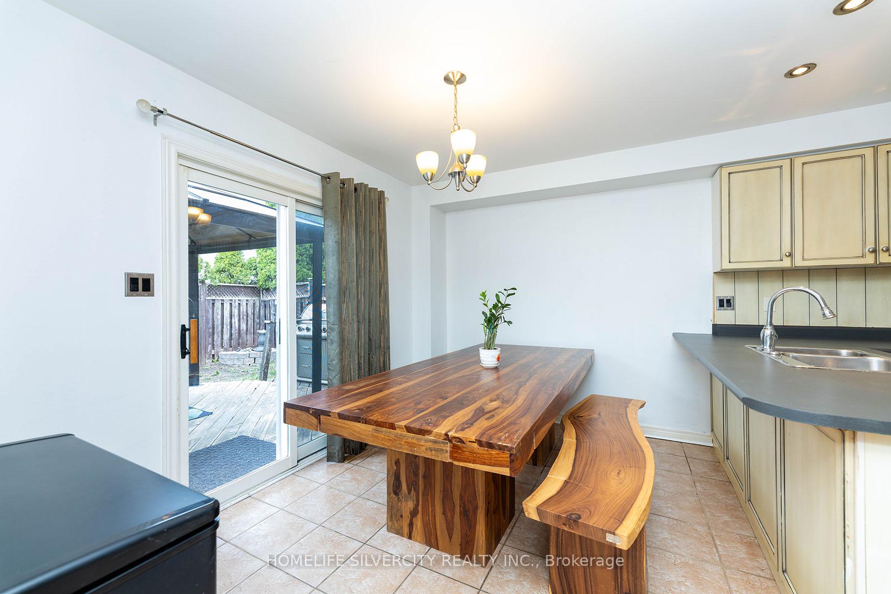 Photo 17 of 182 Tierra Avenue, Vaughan, Vellore Village — HOMEH