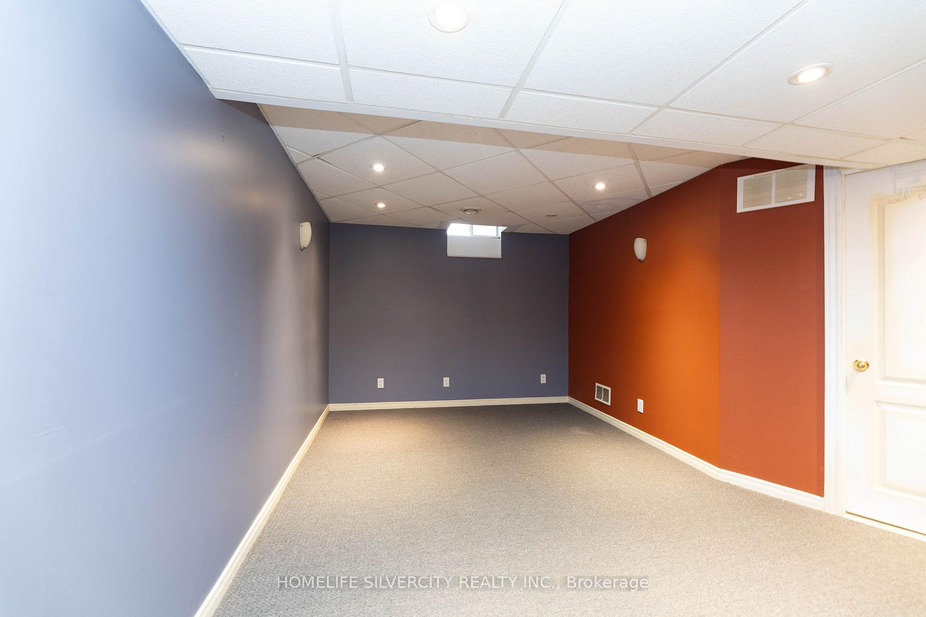 Photo 33 of 182 Tierra Avenue, Vaughan, Vellore Village — HOMEH
