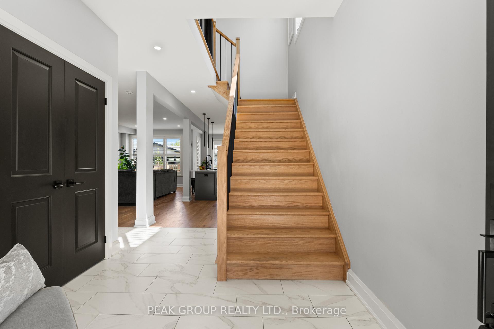 Photo 6 of 119 Susan Drive, Pelham, Fonthill — HOMEH
