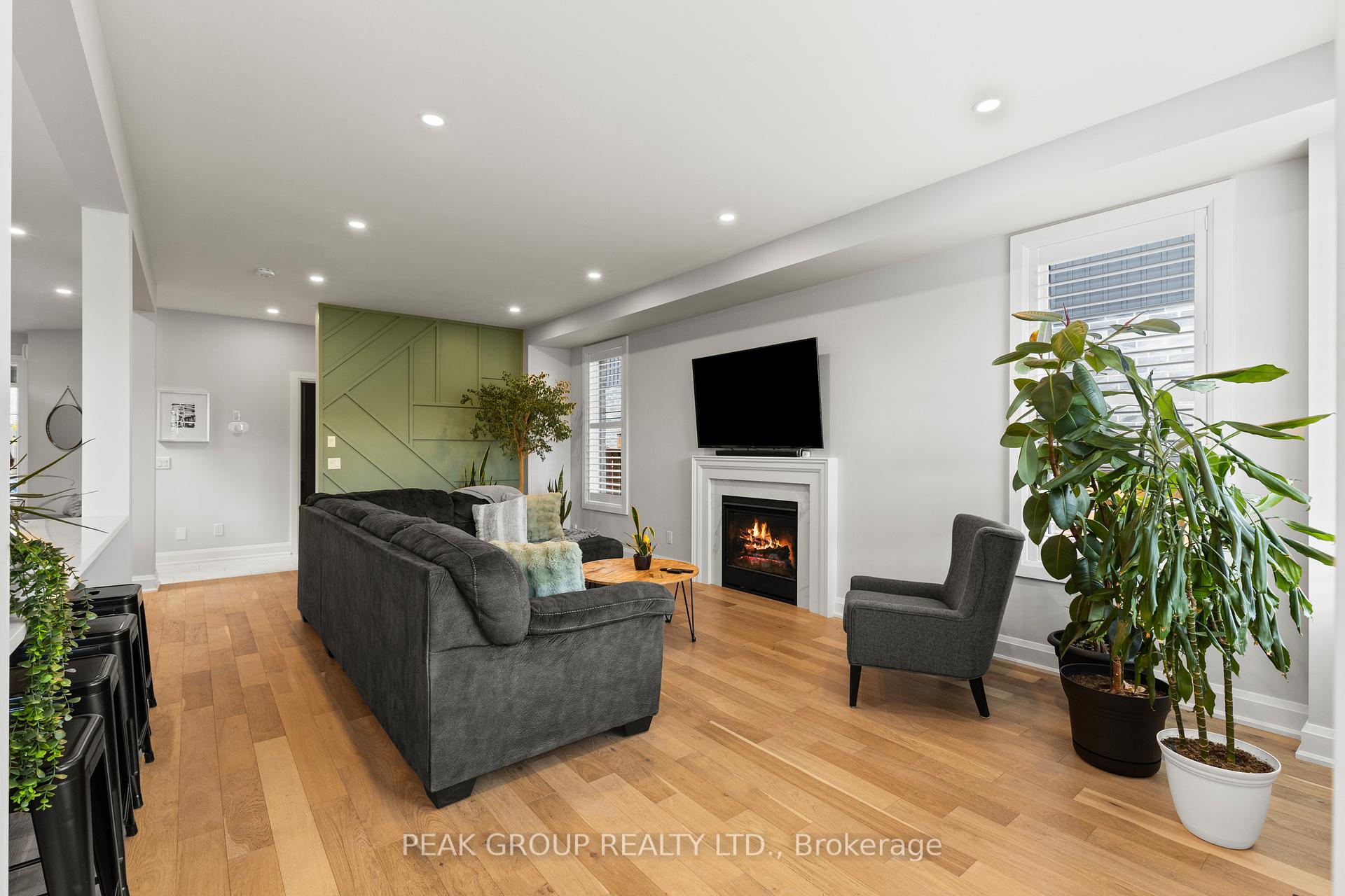 Photo 3 of 119 Susan Drive, Pelham, Fonthill — HOMEH